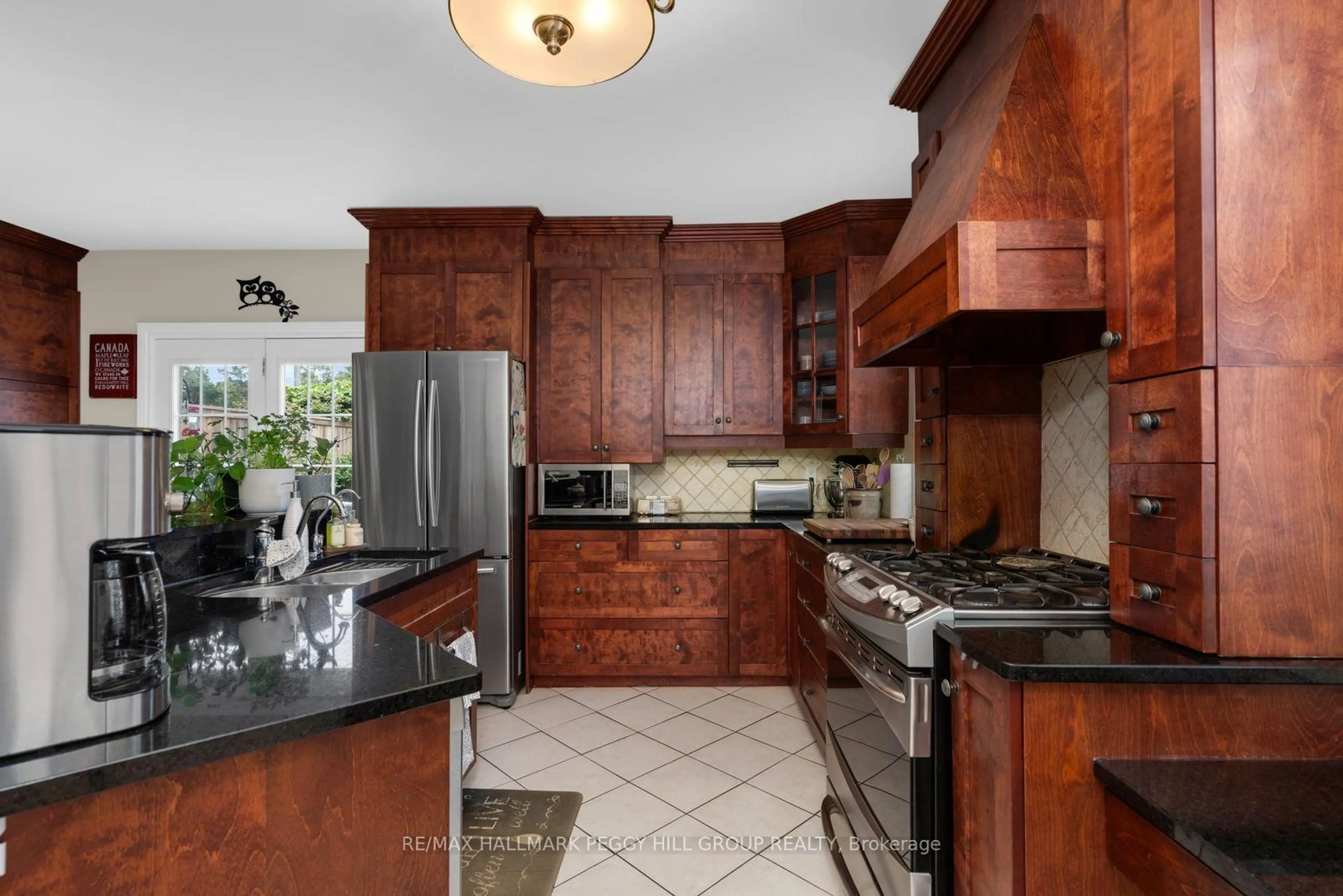 Unknown for 12 Beacon Rd, Barrie Ontario L4N 9C8