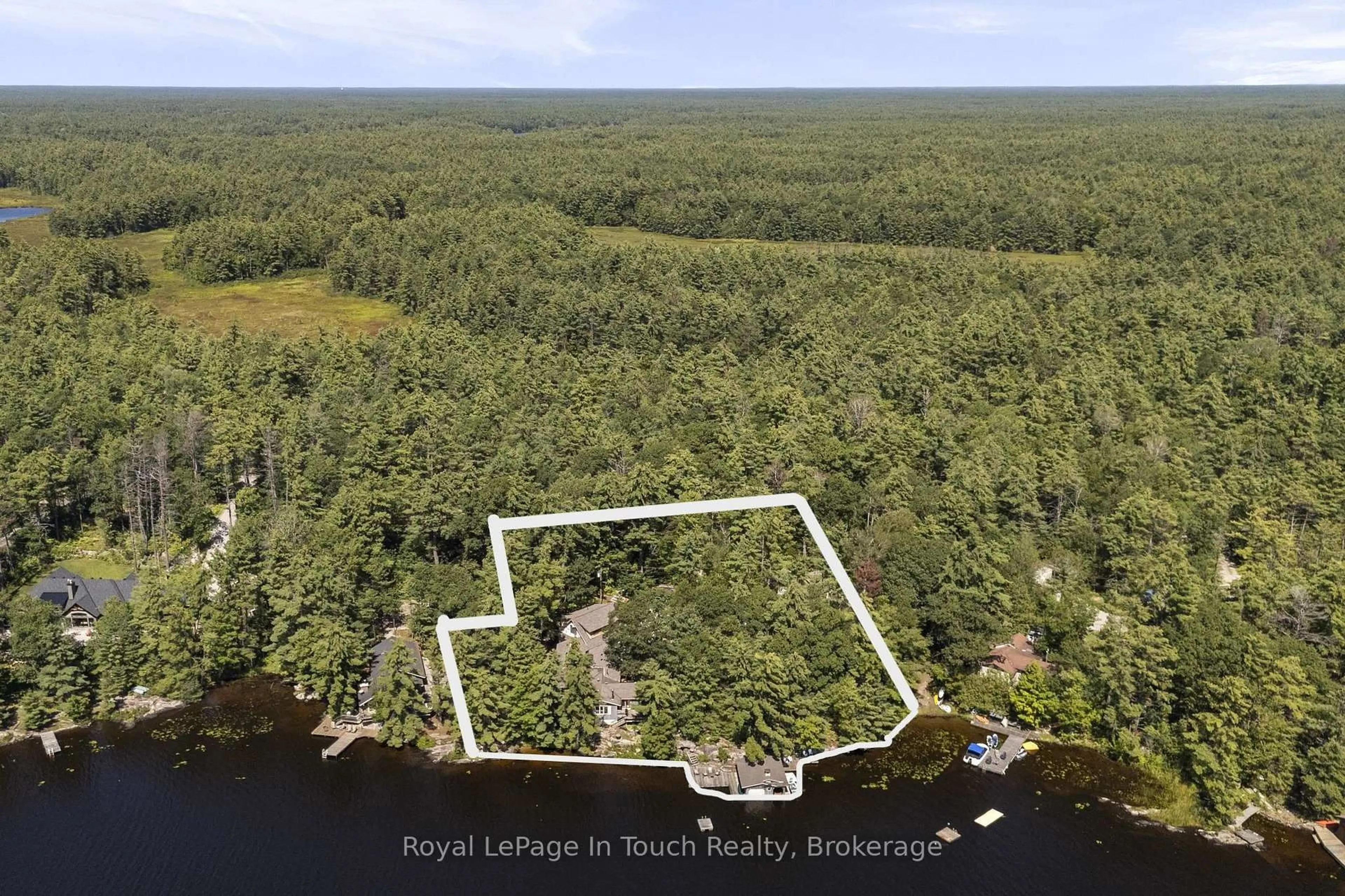 trreb/IMG-S13729646_3dfecc91-780b-4f05-b1db-0104c55c3d1f-l.jpg
