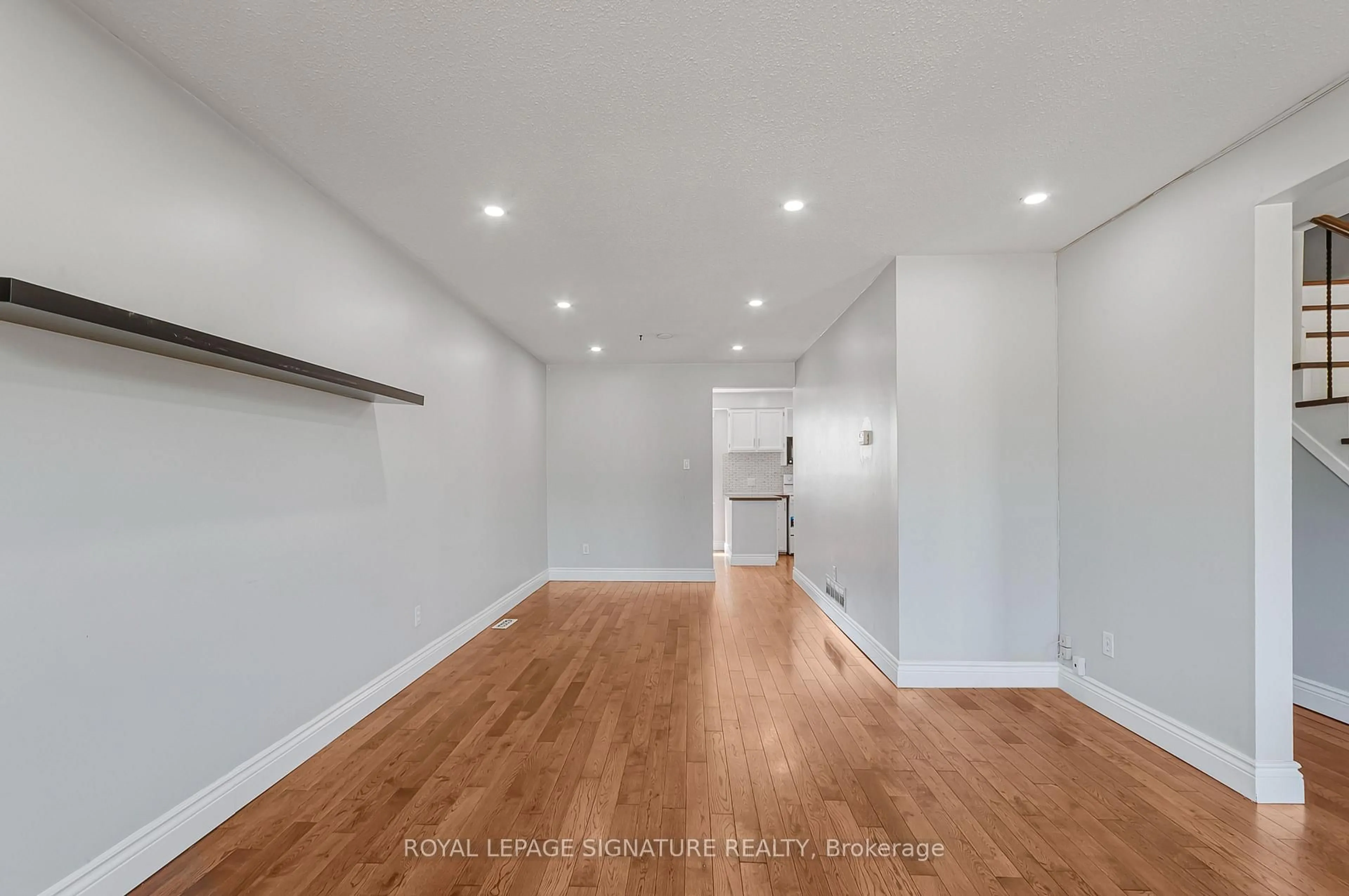 A pic of a room for 27 DAPHNE Cres, Barrie Ontario L4M 2Y7