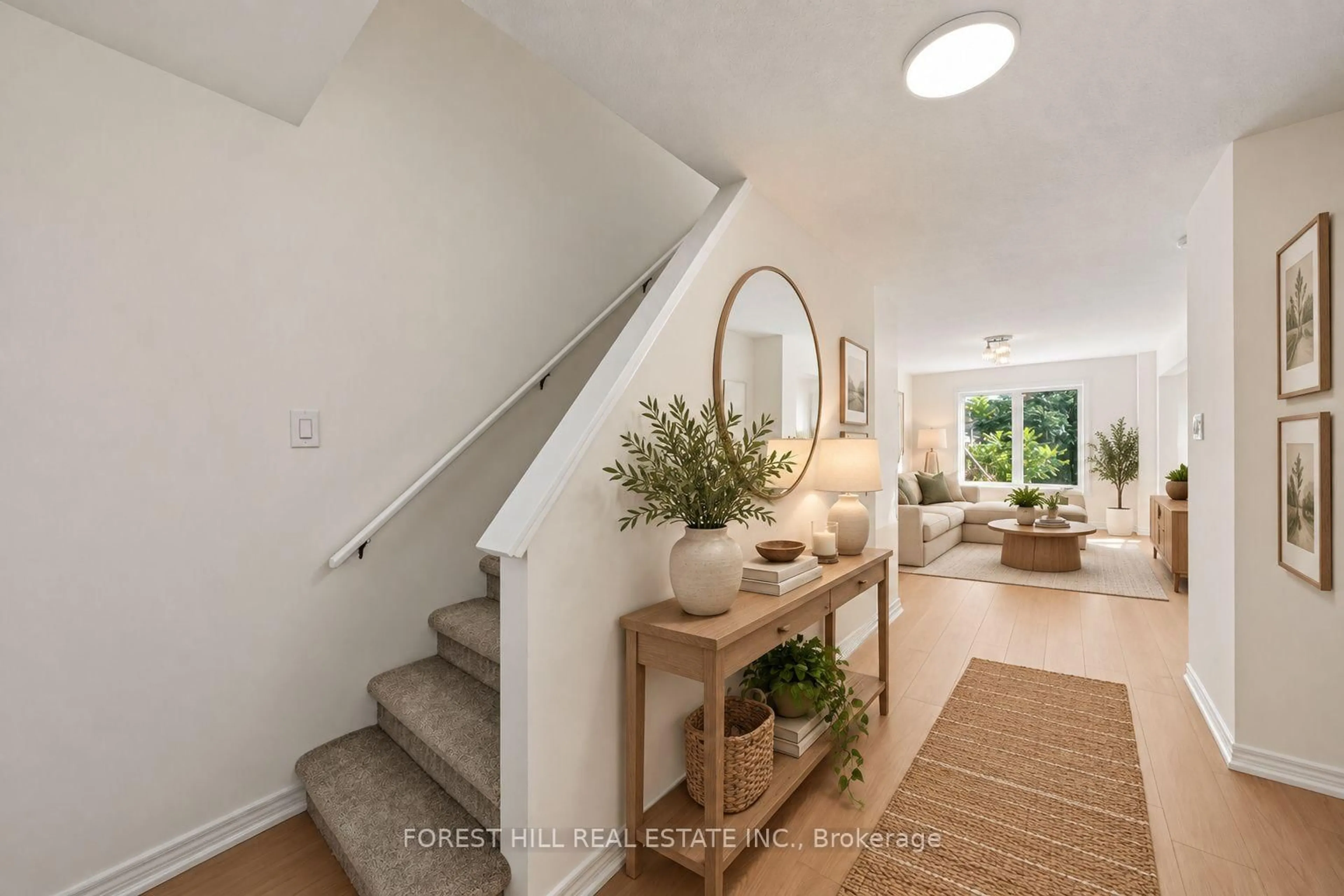 Indoor entryway for 57 Michael Cres, Barrie Ontario L4M 6Z2