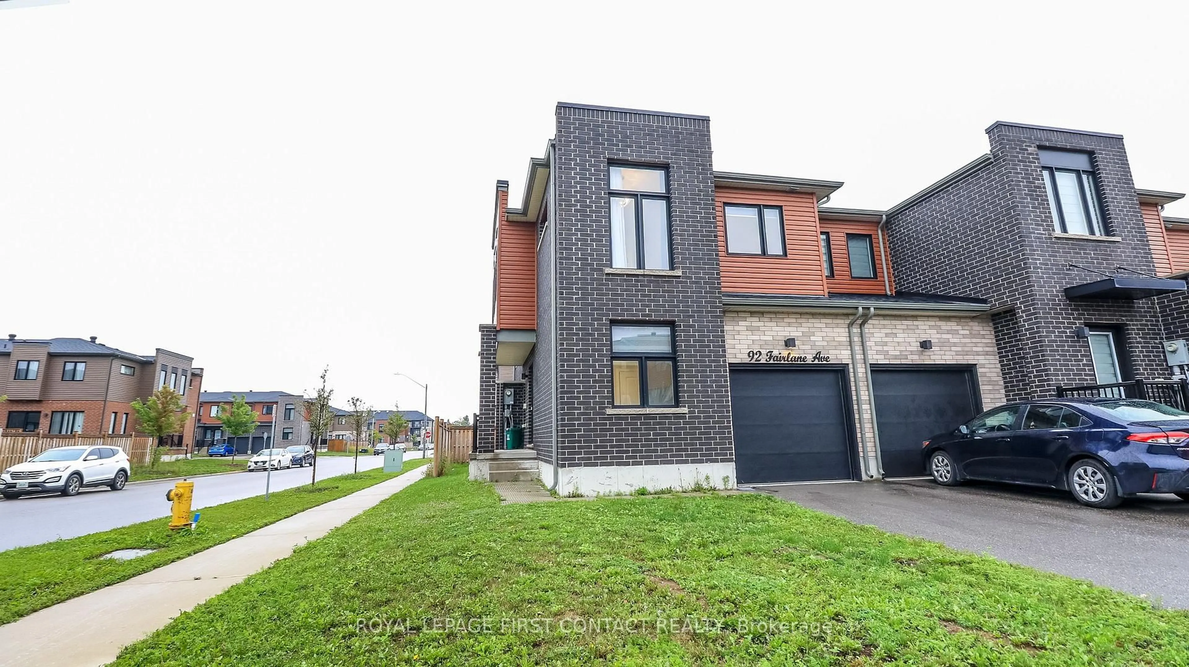 Home with brick exterior material, street for 92 Fairlane Ave, Barrie Ontario L9J 0M9