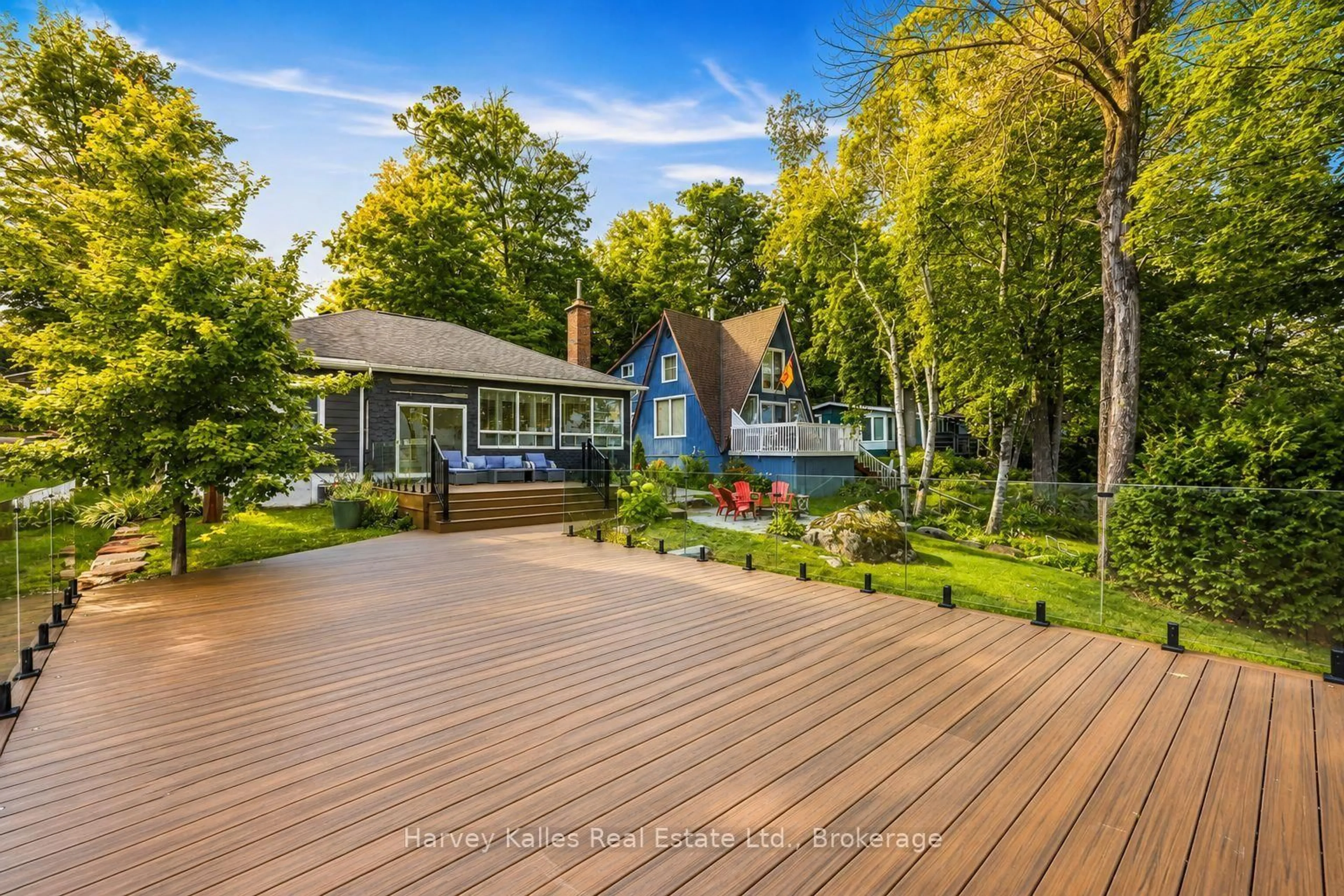 Patio, unknown for 1515 Champlain Rd, Tiny Ontario L9M 0C1
