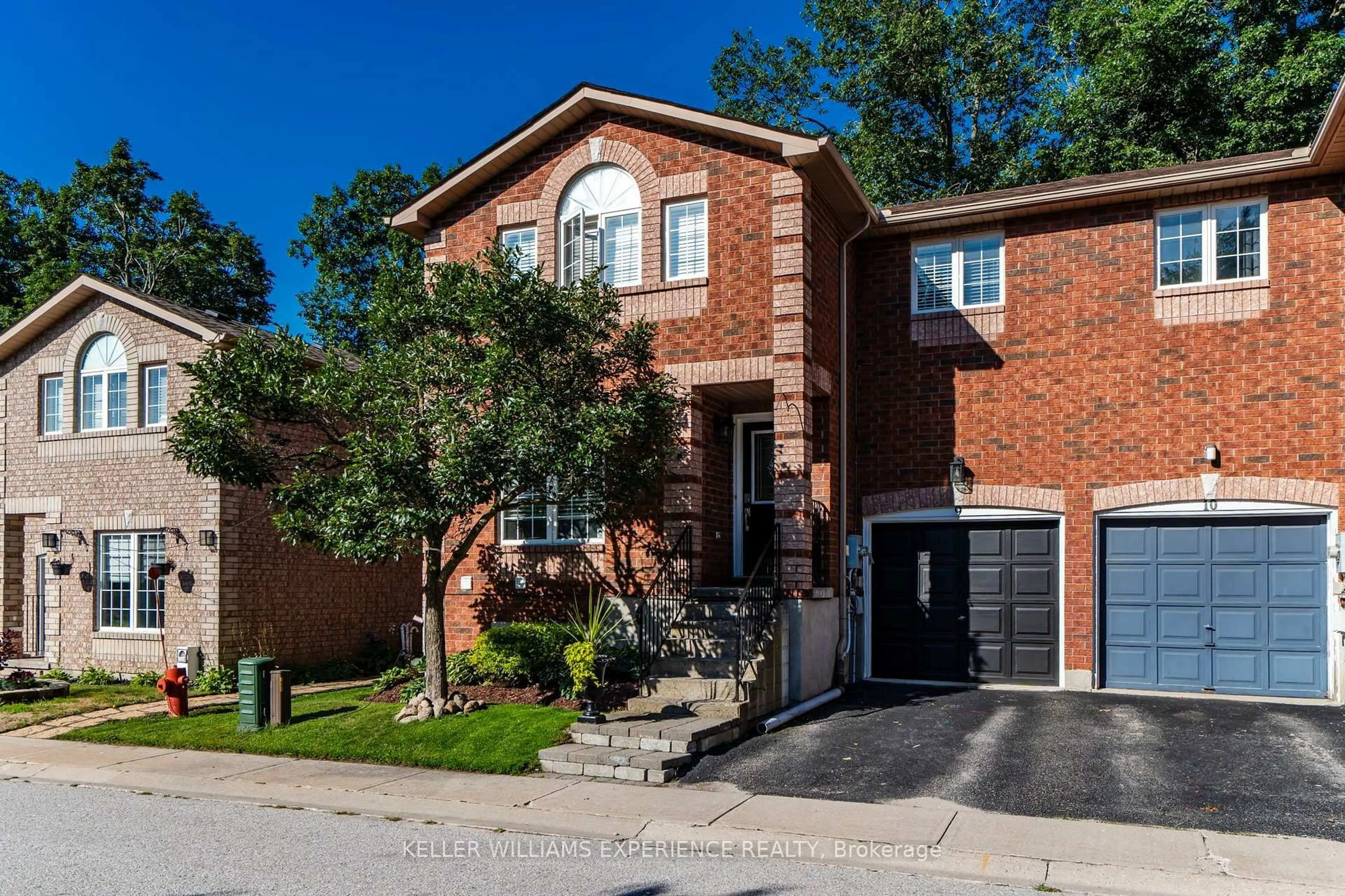 Home with brick exterior material, street for 38 Kenwell Cres #9, Barrie Ontario L4N 0Z6