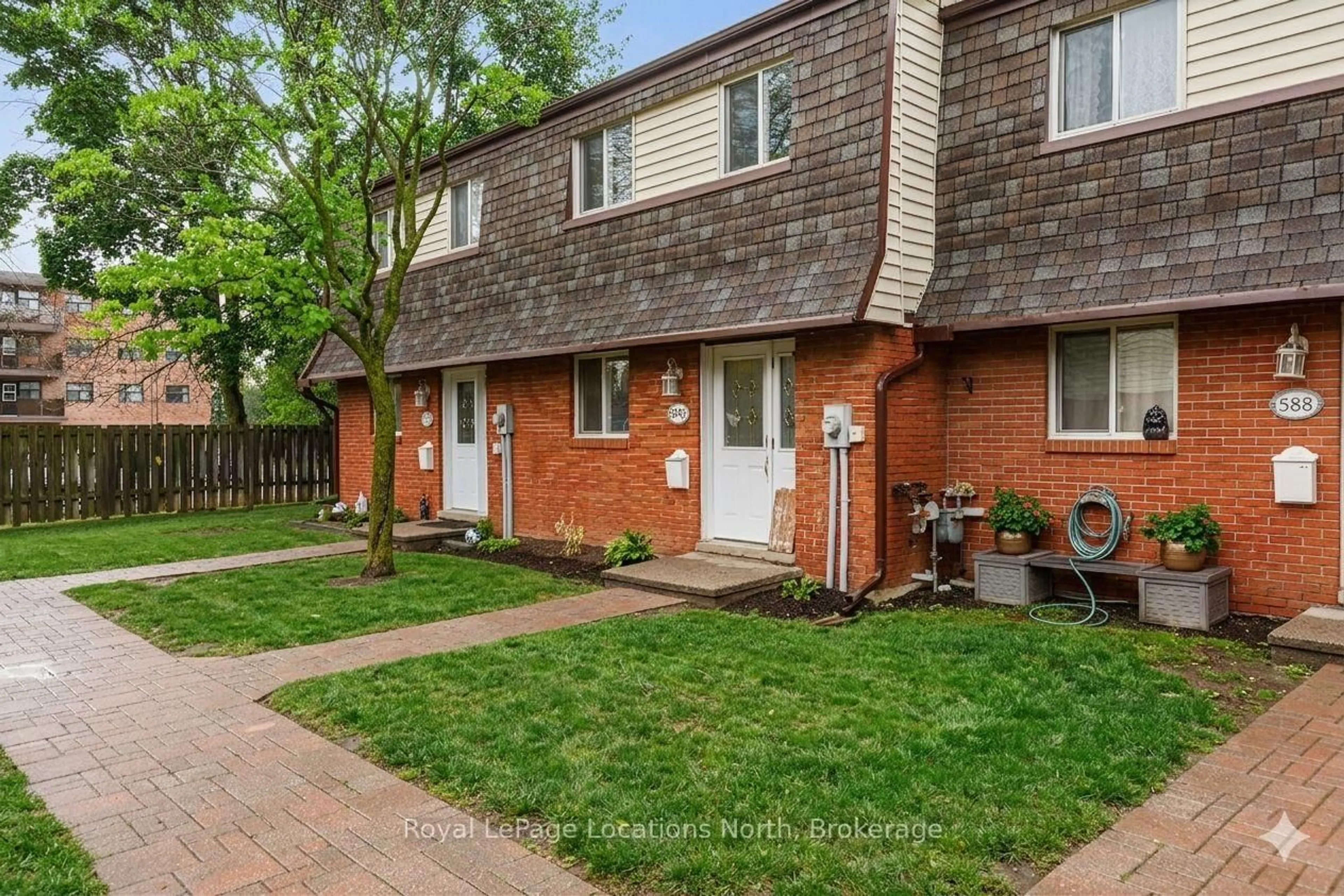 Unknown for 590 Tenth St, Collingwood Ontario L9Y 4C1