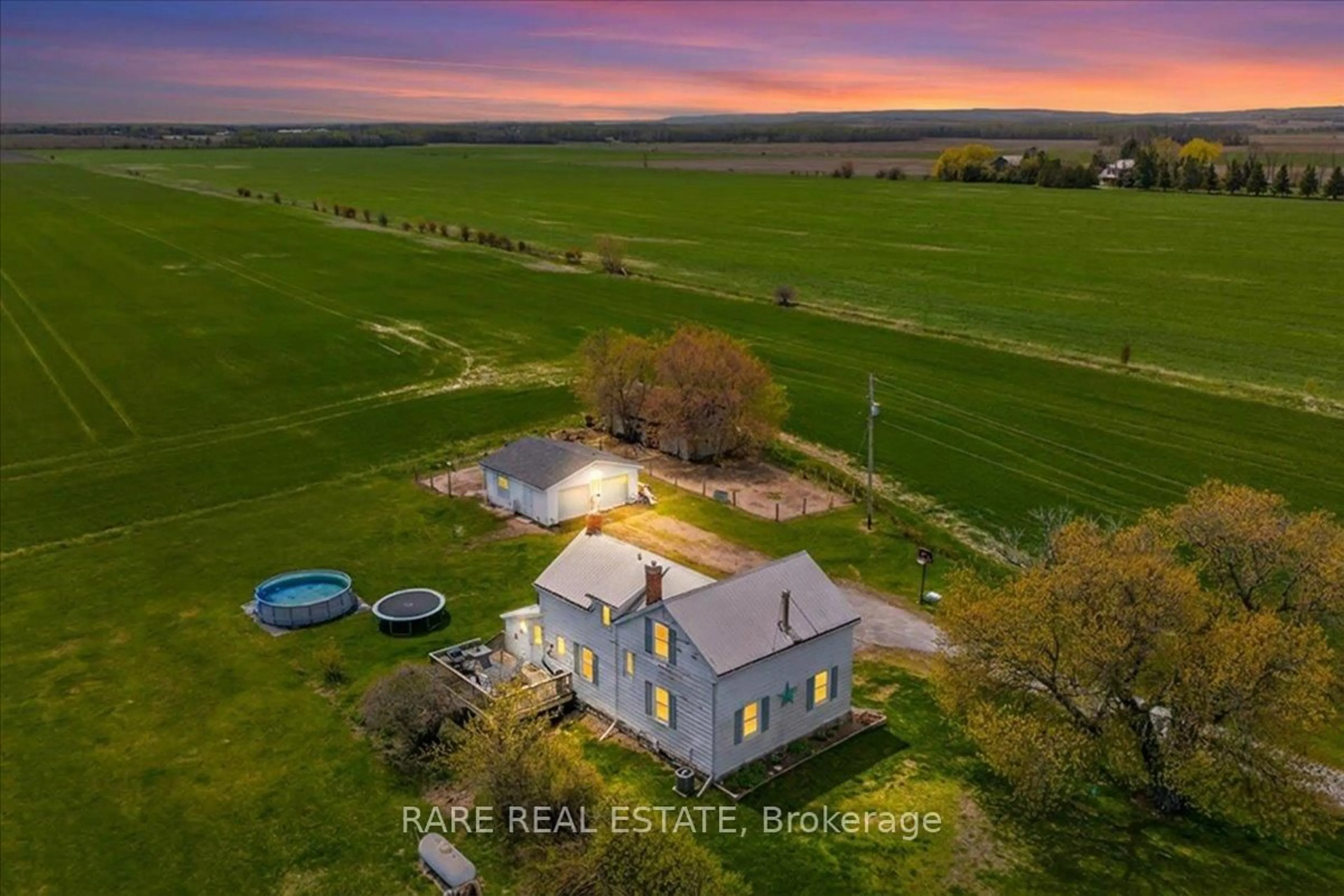 A pic from outside/outdoor area/front of a property/back of a property/a pic from drone, water/lake/river/ocean view for 4961 Concession 9 Rd, Clearview Ontario L0M 1S0