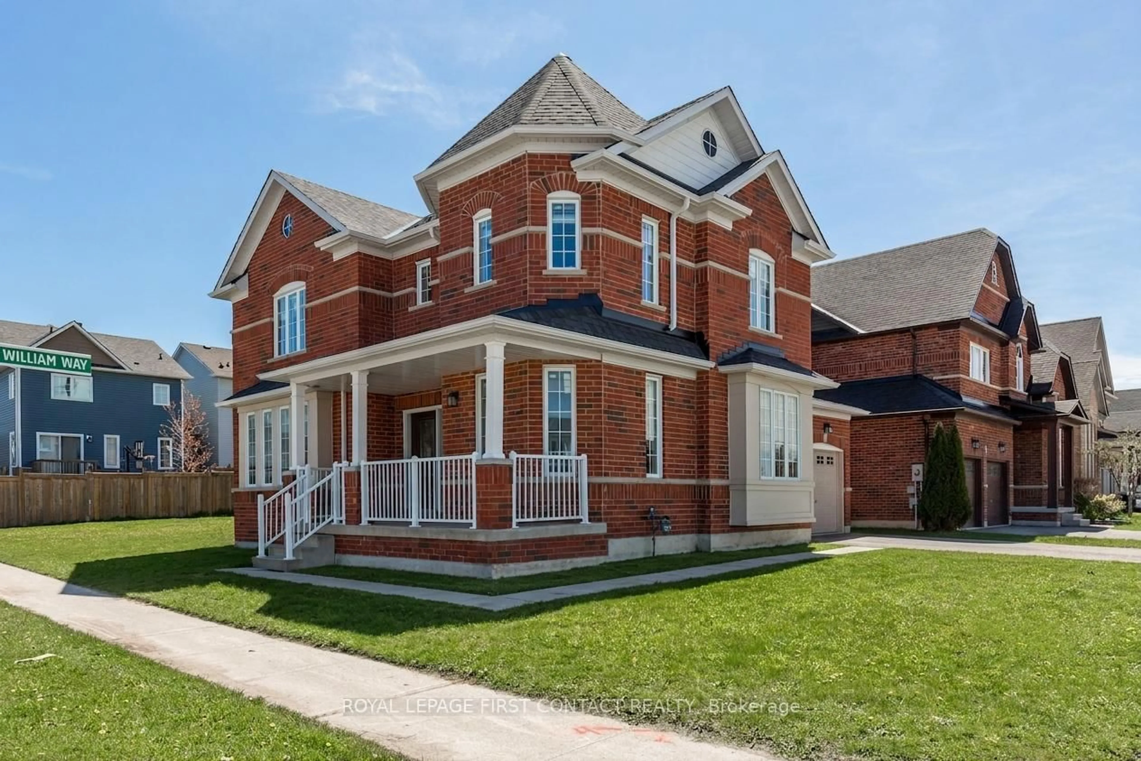 Home with brick exterior material, street for 1 Griffin Gate, Barrie Ontario L4M 7G4