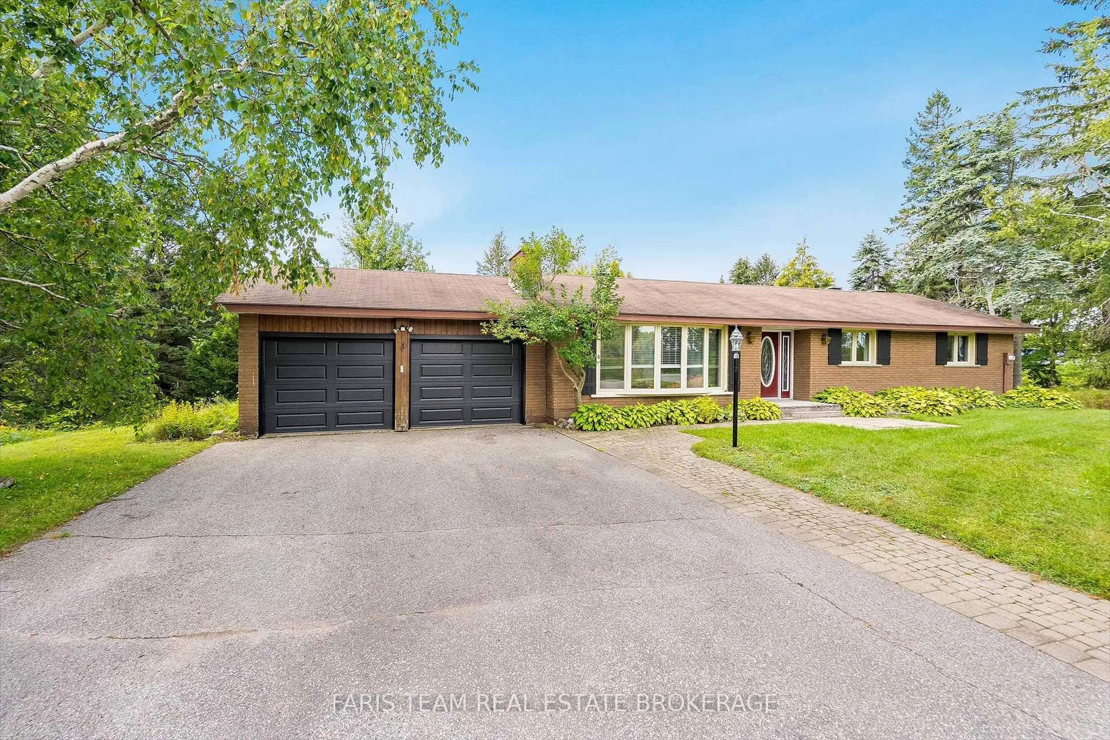 Home with brick exterior material, street for 2536 4th Line, Oro-Medonte Ontario L0L 2L0