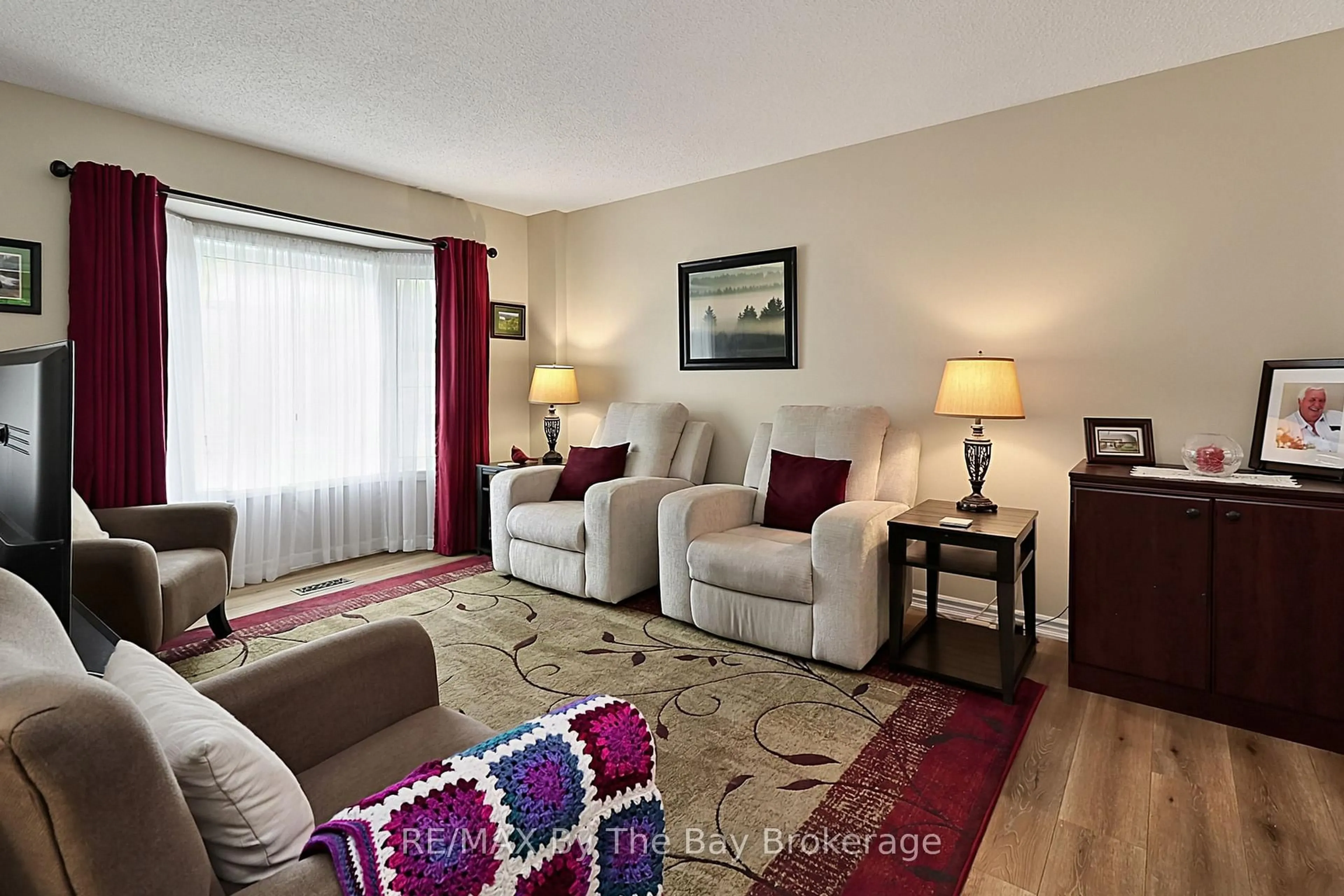 Living room with furniture, unknown for 49 Royal Beech Dr, Wasaga Beach Ontario L9Z 1H3
