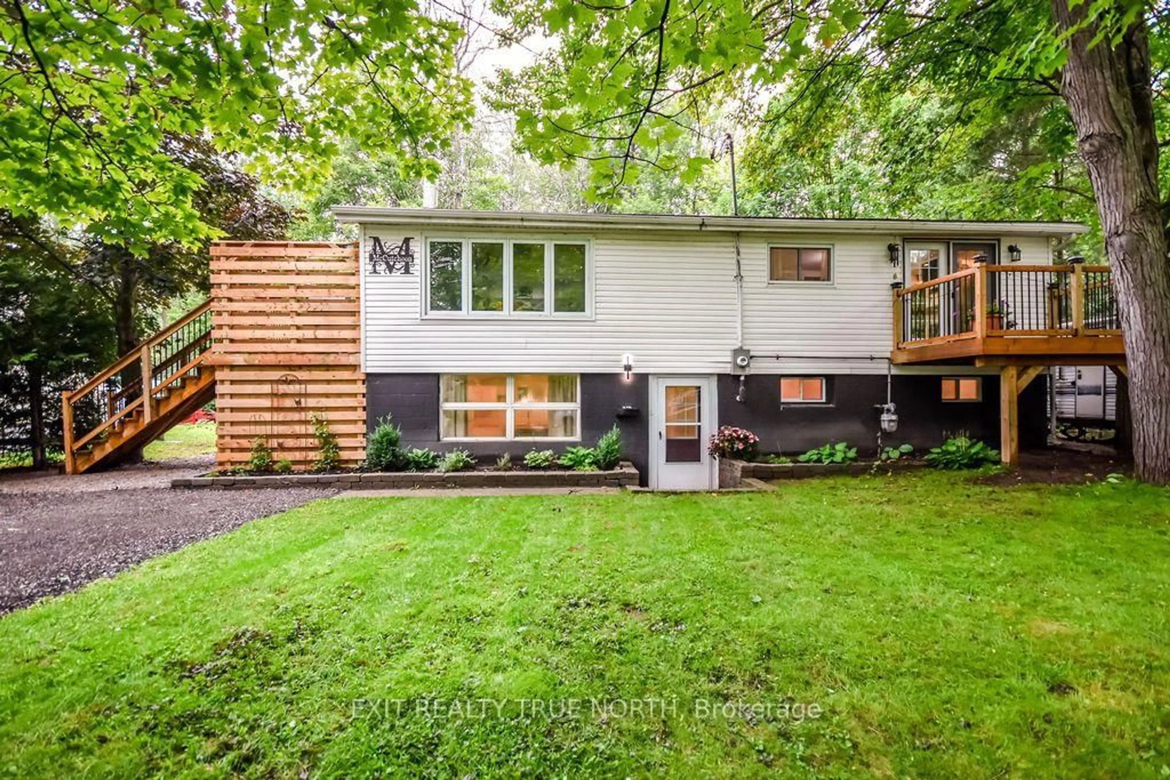 Home with brick exterior material, street for 27 Nida Dr, Tiny Ontario L9M 0B3