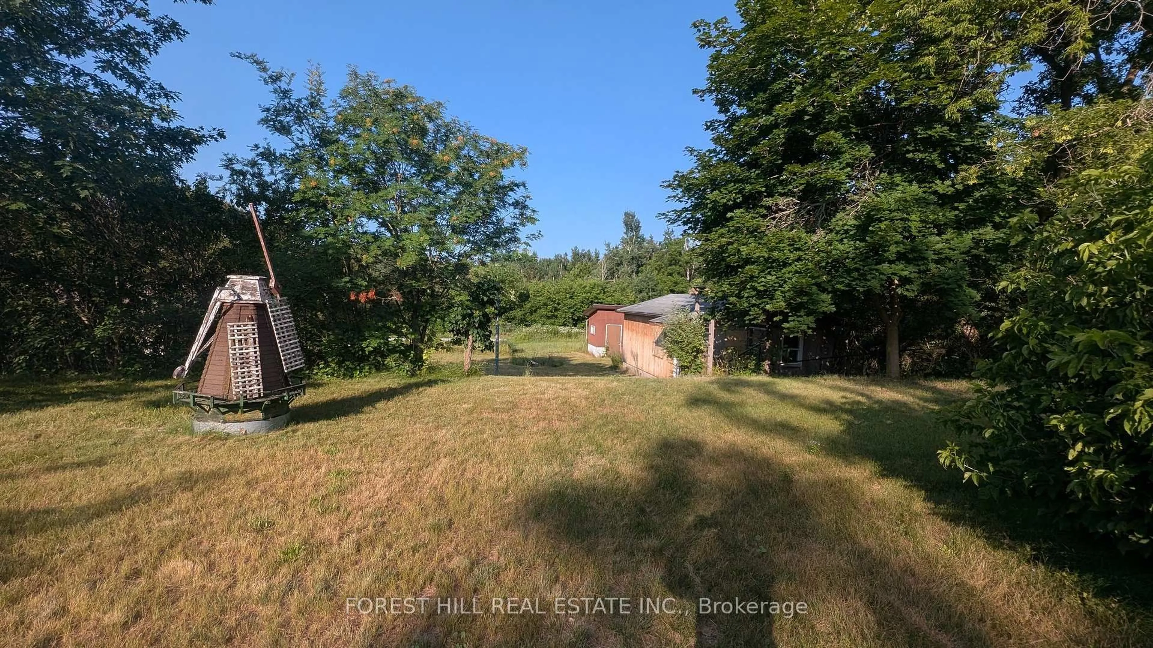 A pic from outside/outdoor area/front of a property/back of a property/a pic from drone, forest/trees view for 144 Miller Dr, Barrie Ontario L4N 9X3