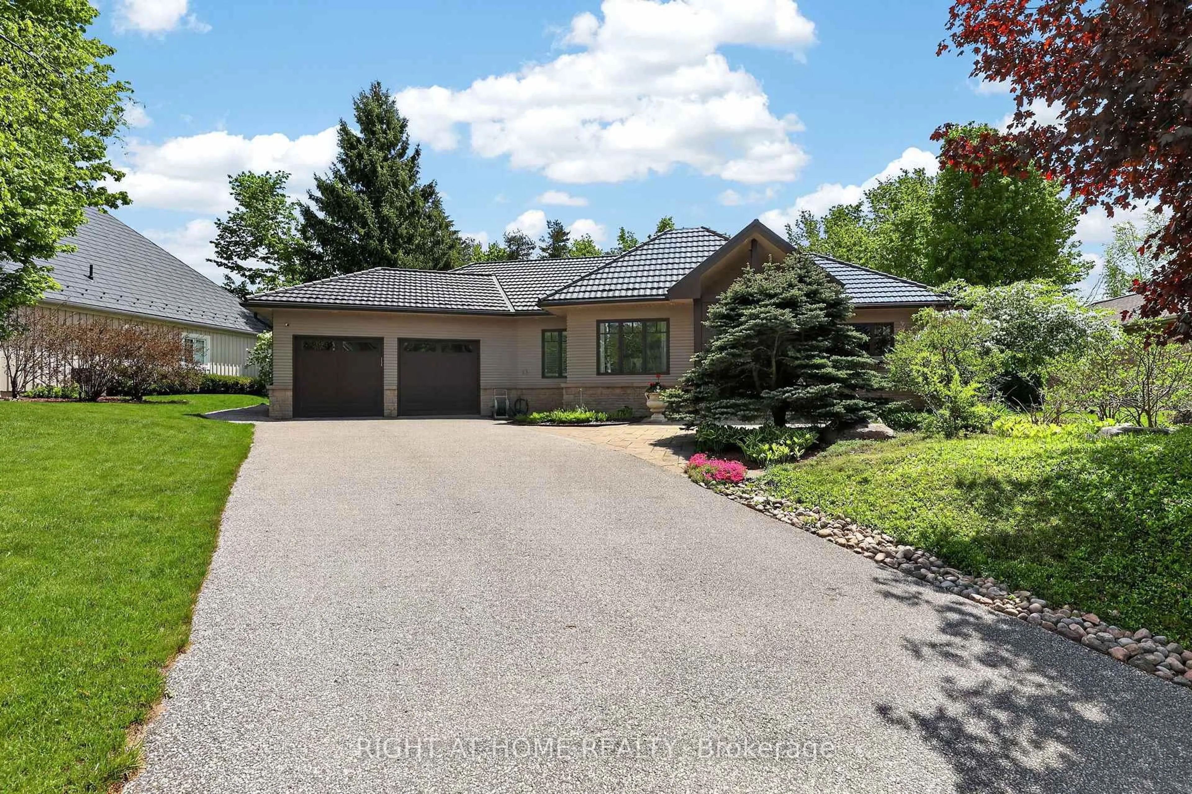 Unknown for 13 Alpine Way, Oro-Medonte Ontario L0L 2L0