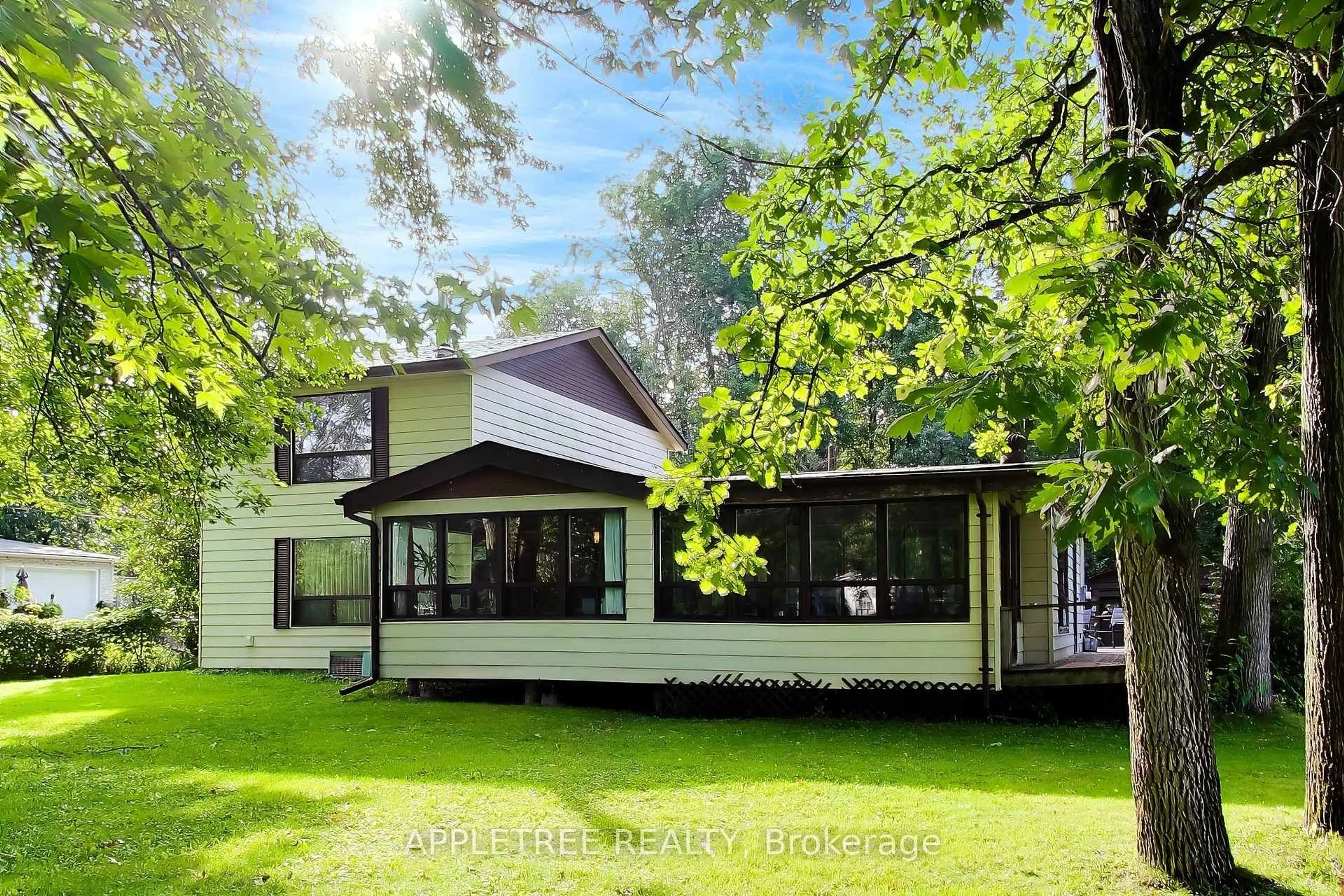 Home with vinyl exterior material, unknown for 6171 Sheba Dr, Ramara Ontario L0K 1L0
