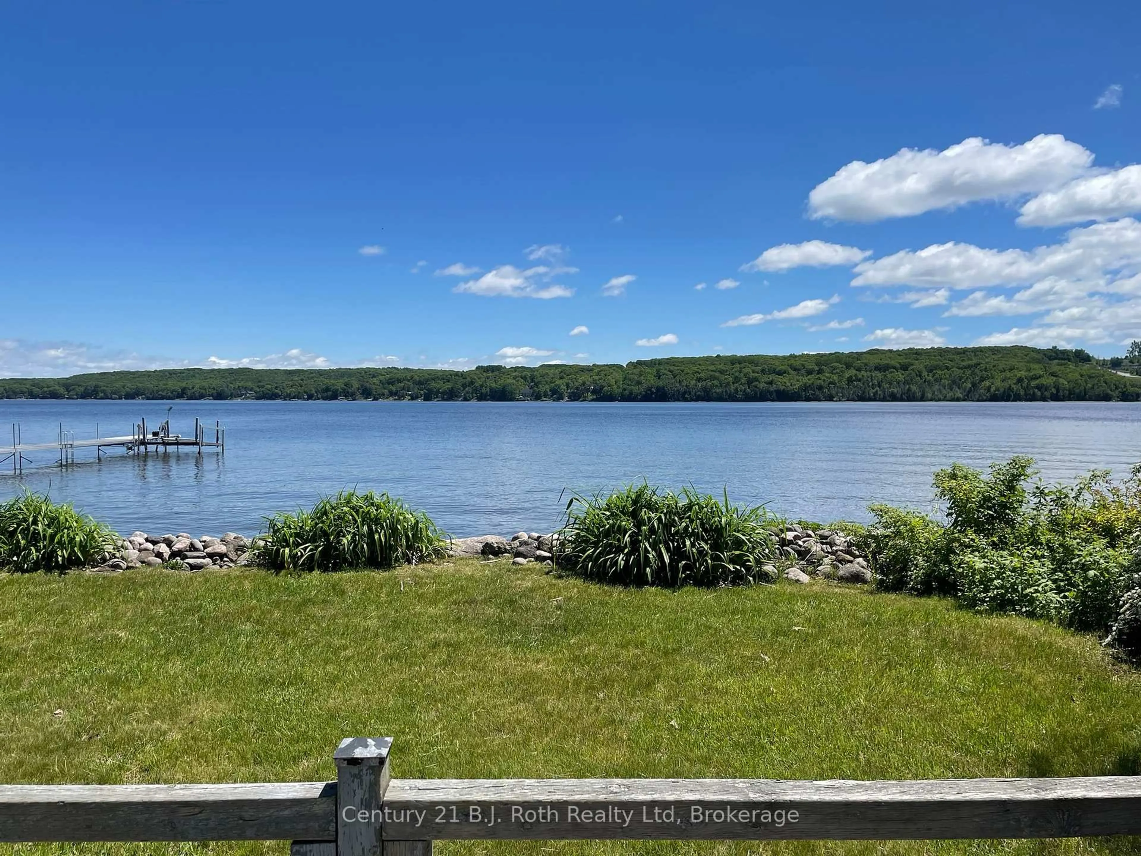 A pic from outside/outdoor area/front of a property/back of a property/a pic from drone, water/lake/river/ocean view for 15 Bow Rd, Tiny Ontario L9M 0B3