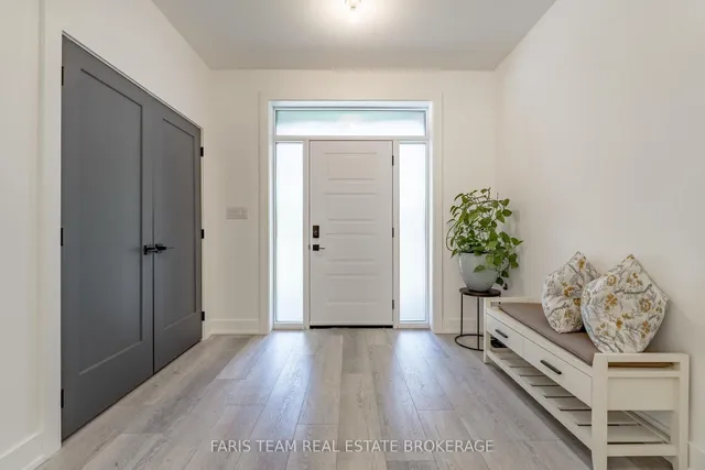 50 Beaufort Cres, Tiny 4