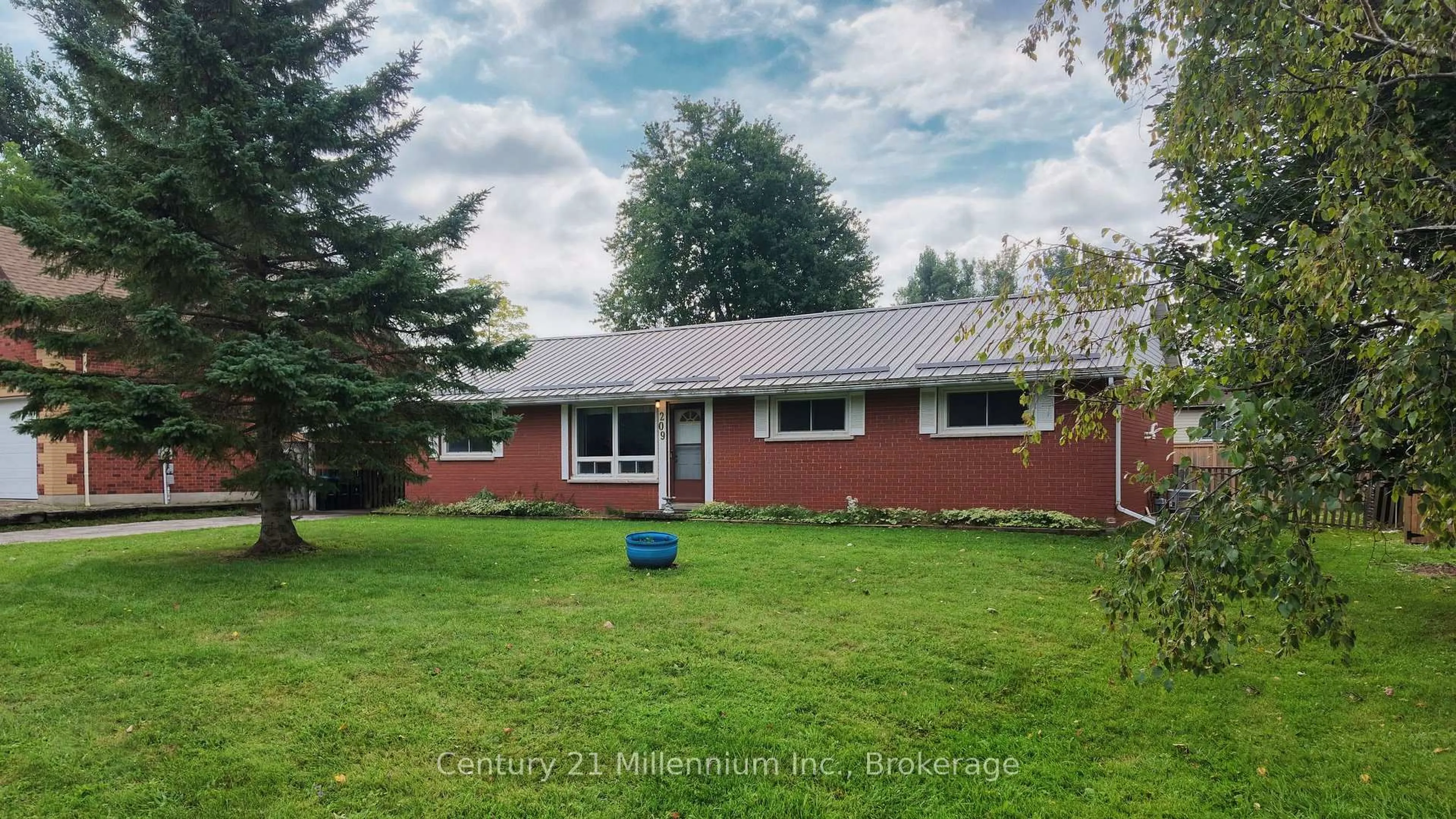 Unknown for 209 John St, Clearview Ontario L0M 1S0