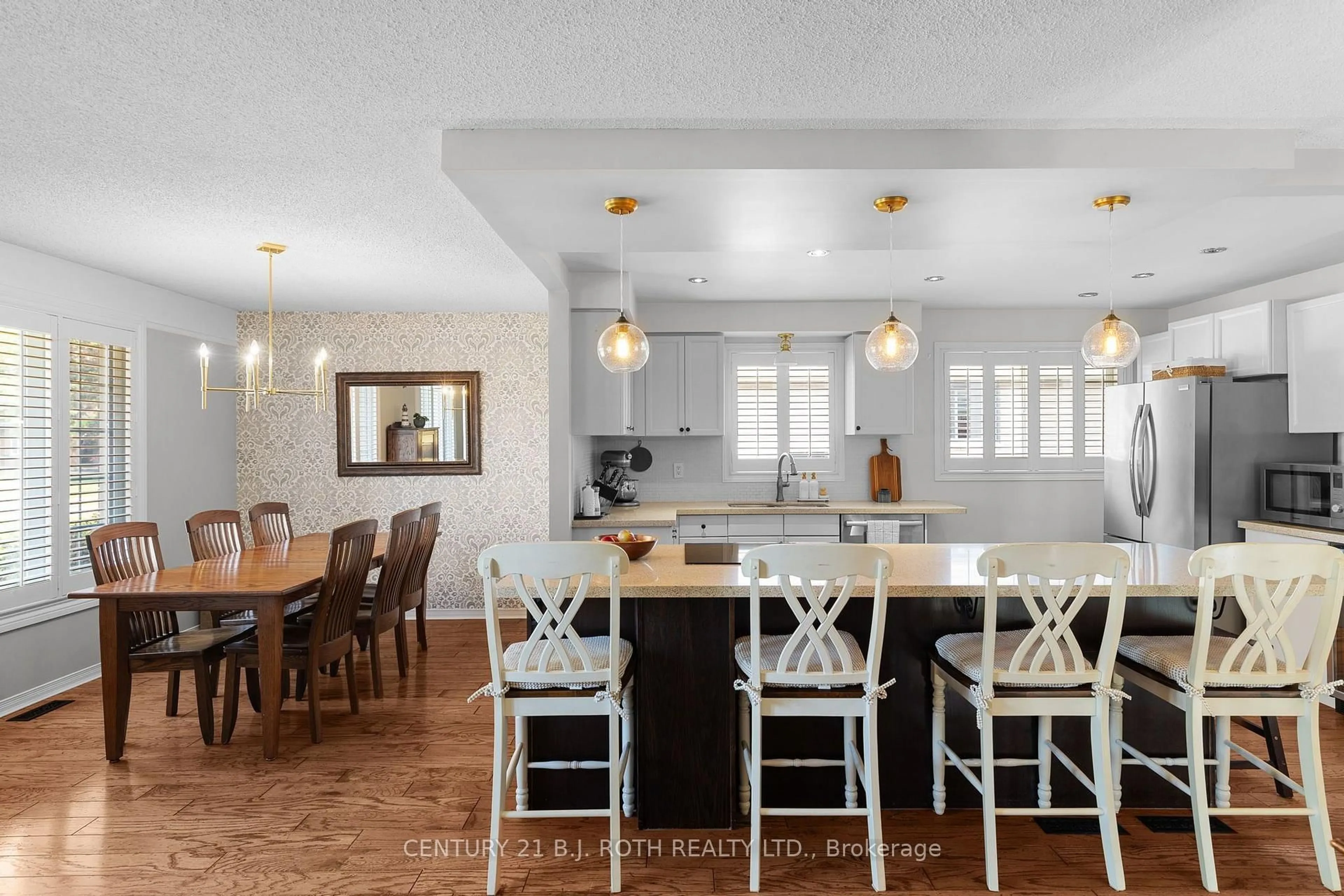 Open concept kitchen, ceramic/tile floor for 305 Park St, Orillia Ontario L3V 7R6