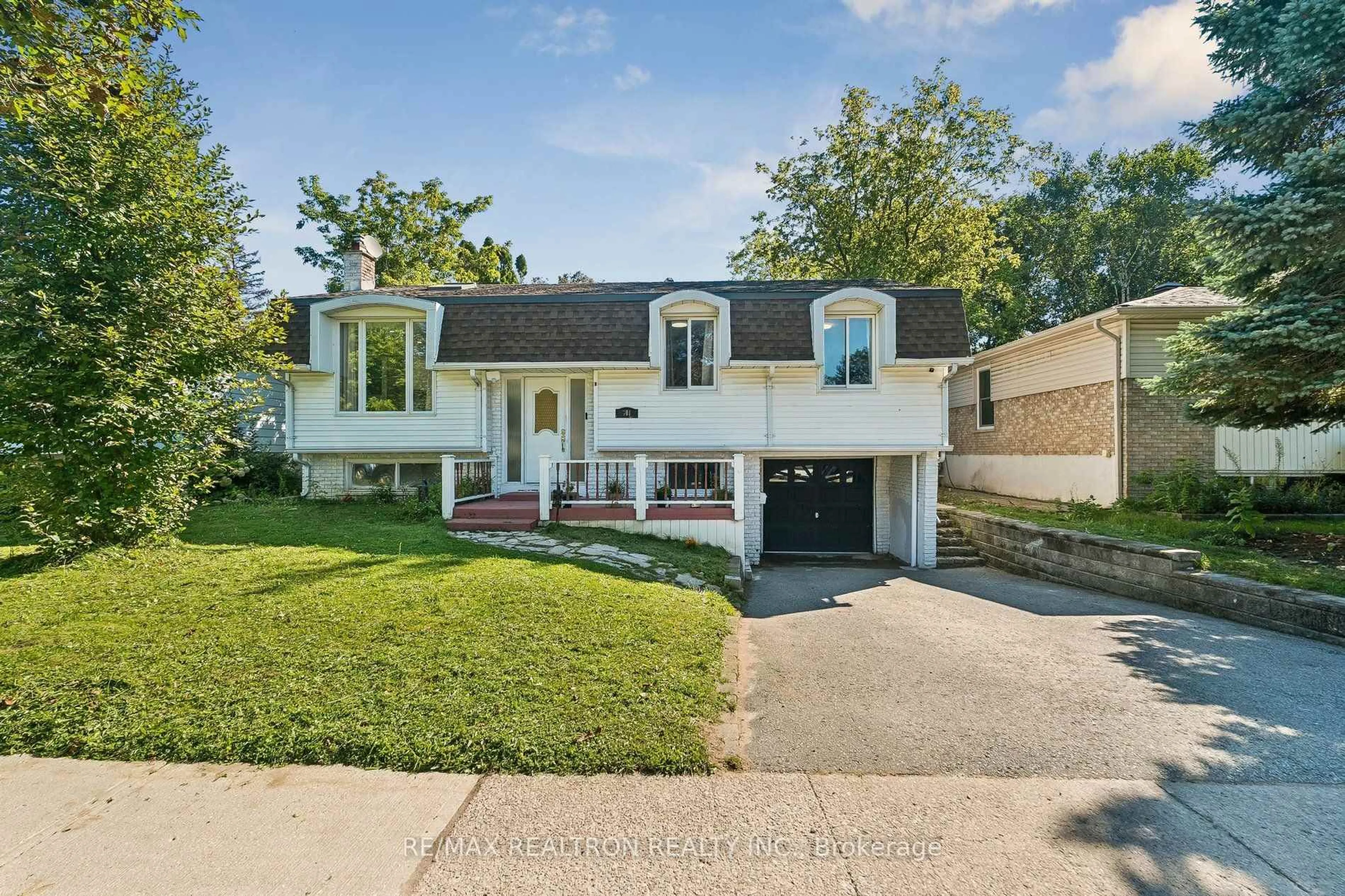 Unknown for 101 Marshall St, Barrie Ontario L4N 4K7