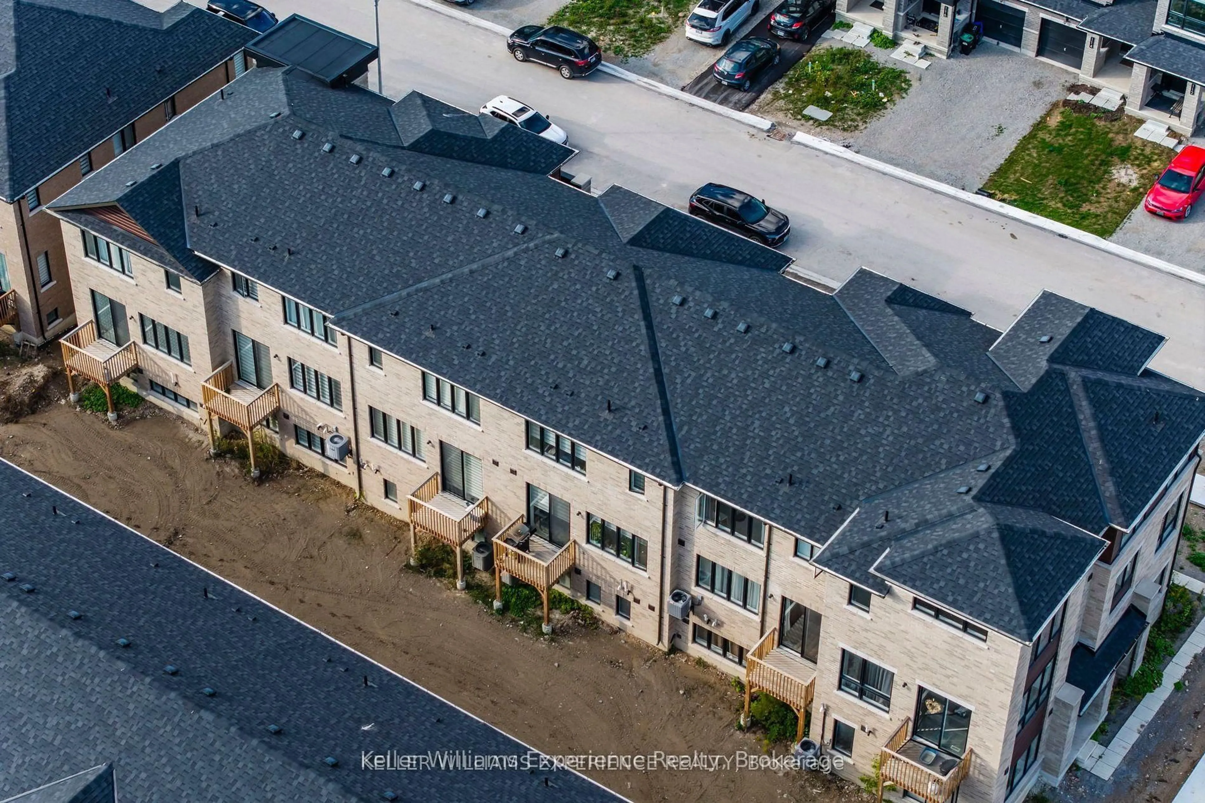 A pic from outside/outdoor area/front of a property/back of a property/a pic from drone, unknown for 115 Blue Forest Cres, Barrie Ontario L9J 0N7