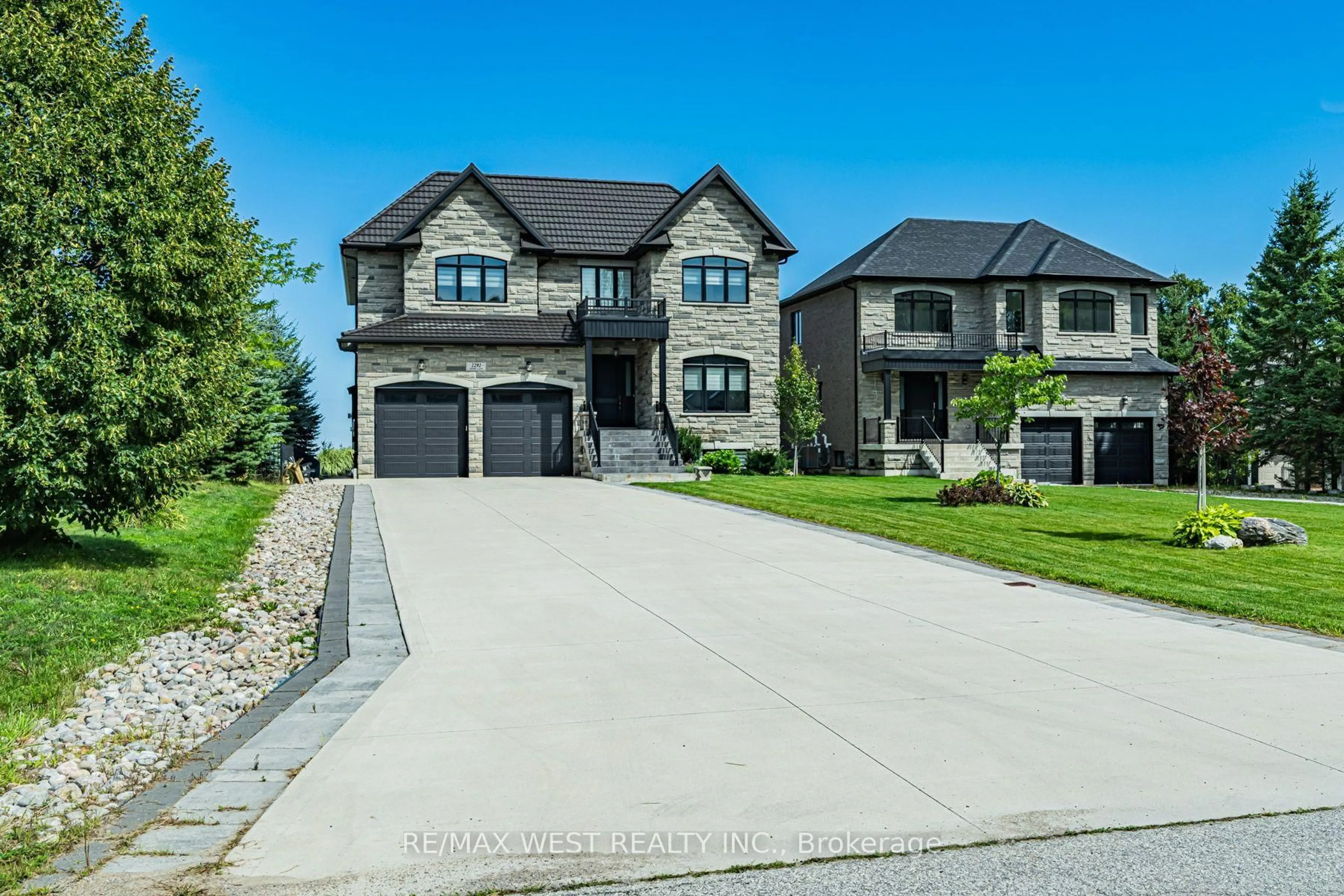 Home with brick exterior material, street for 2292 Shore Lane, Wasaga Beach Ontario L9Z 2X6