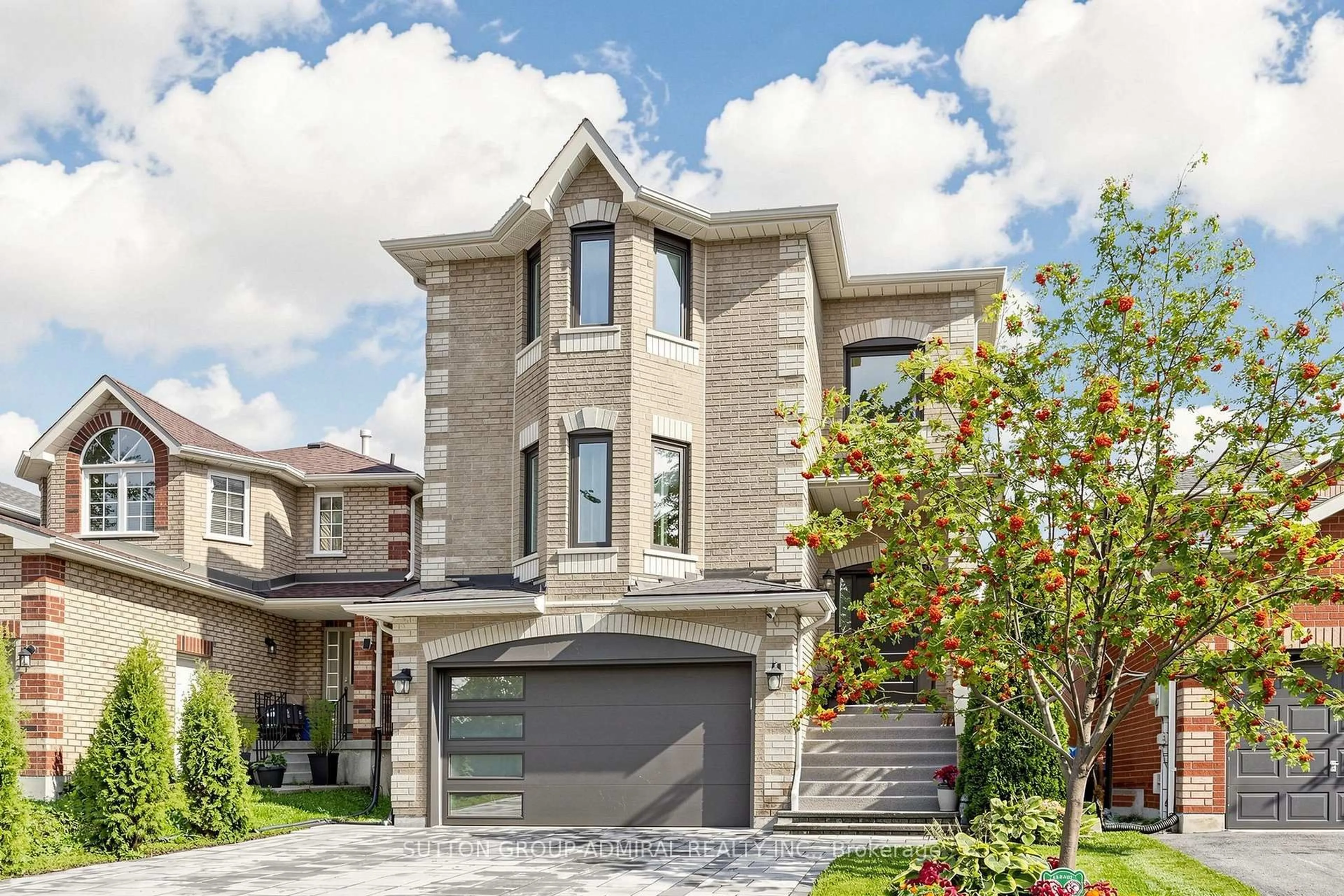 Home with brick exterior material, street for 113 Widgeon St, Barrie Ontario L4N 8W2