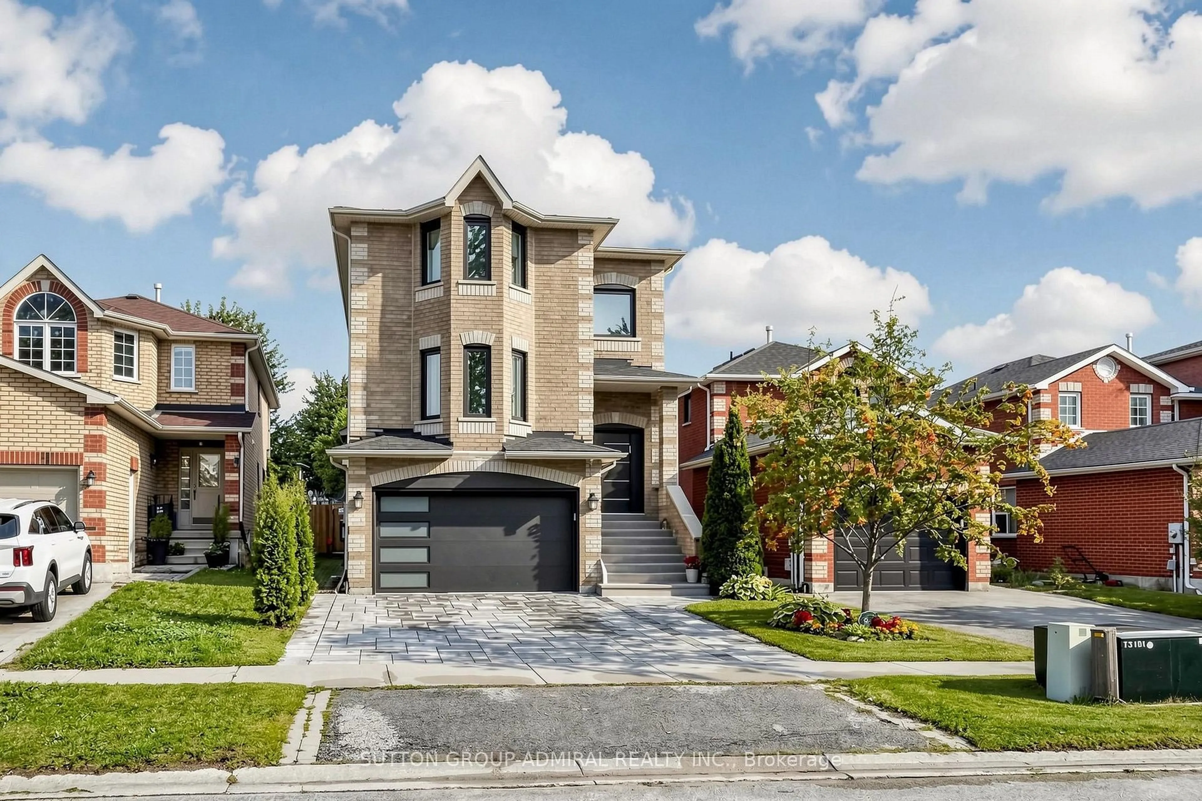 Home with brick exterior material, street for 113 Widgeon St, Barrie Ontario L4N 8W2