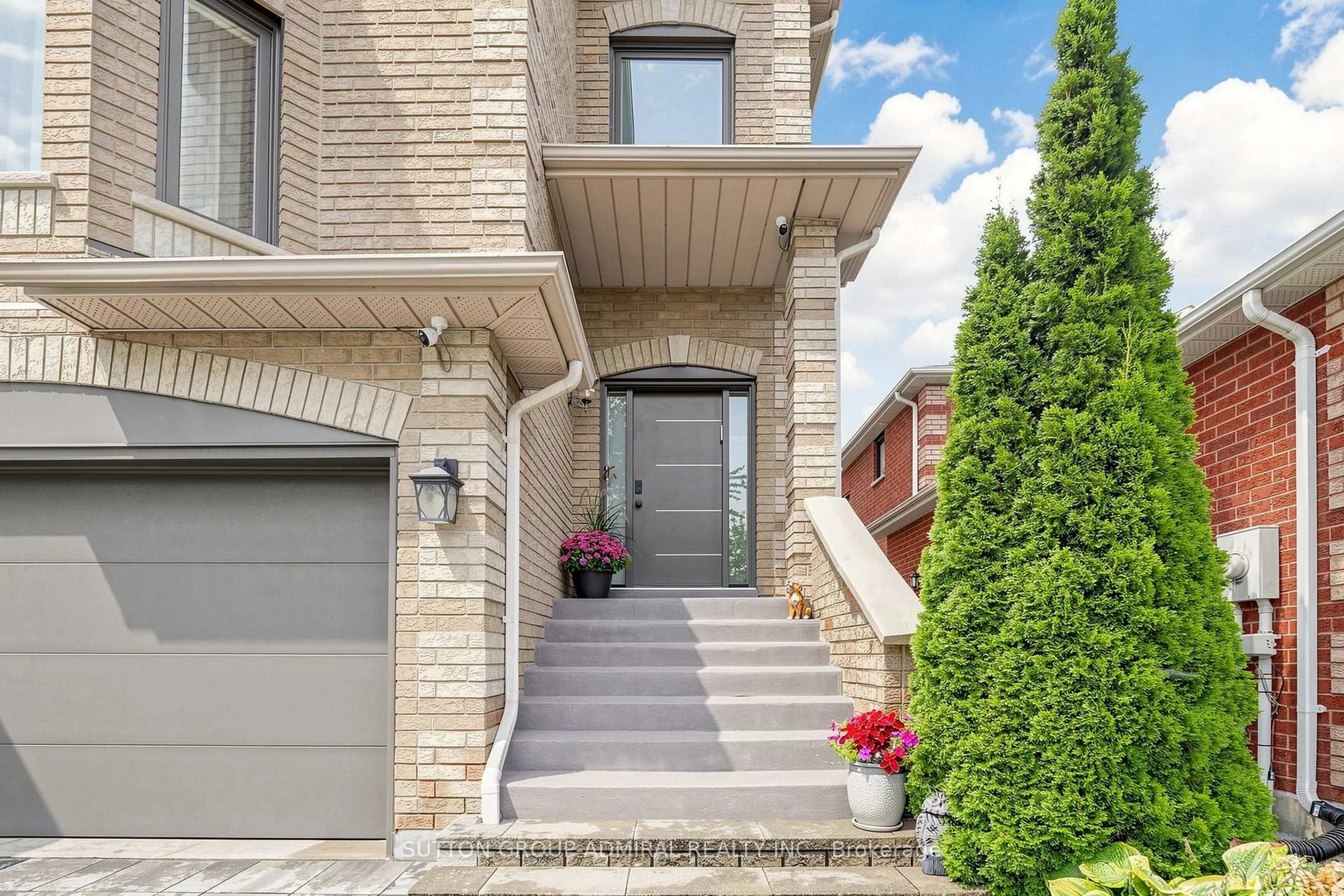 Home with brick exterior material, street for 113 Widgeon St, Barrie Ontario L4N 8W2