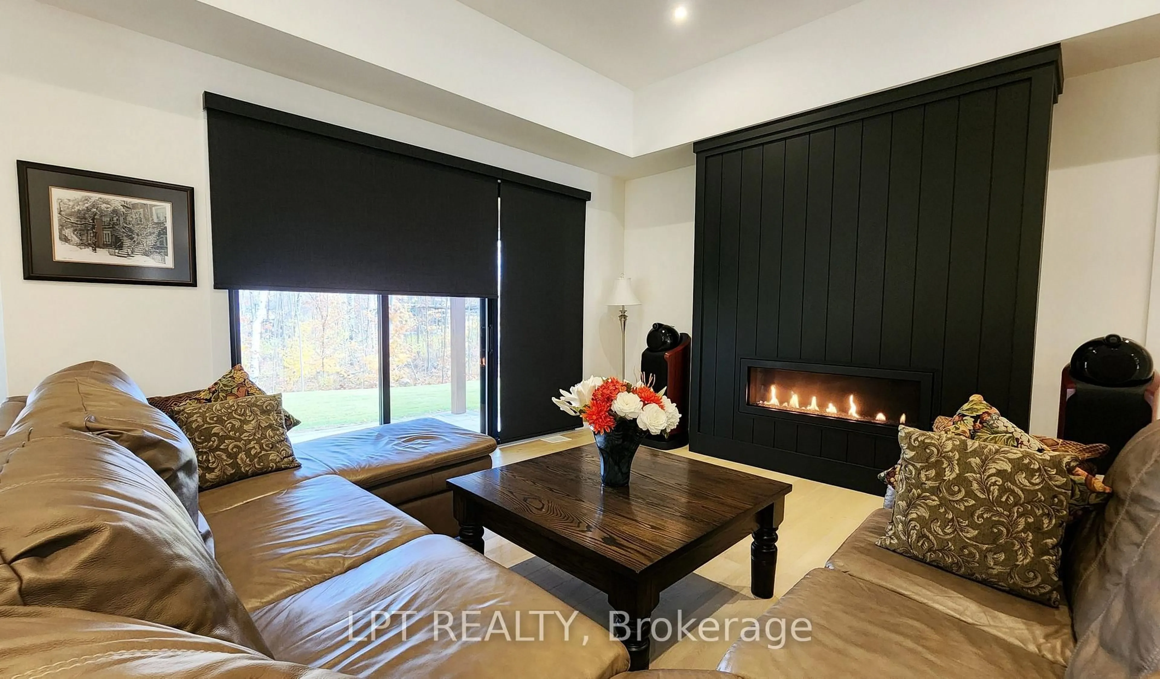 Unknown for 15 Byers St, Springwater Ontario L9X 2A3