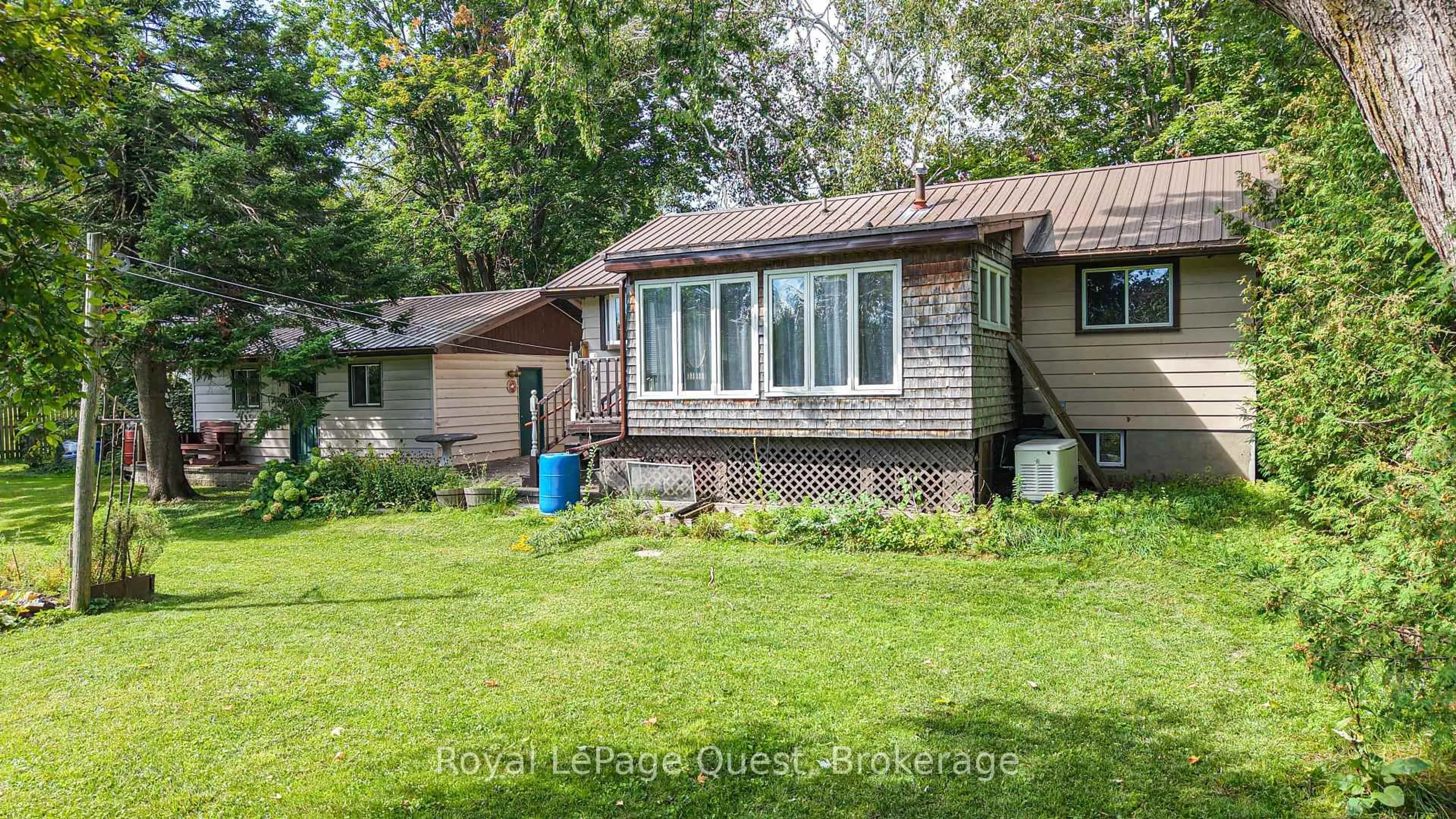 Unknown for 17 Hughes Rd, Orillia Ontario L3V 2L9