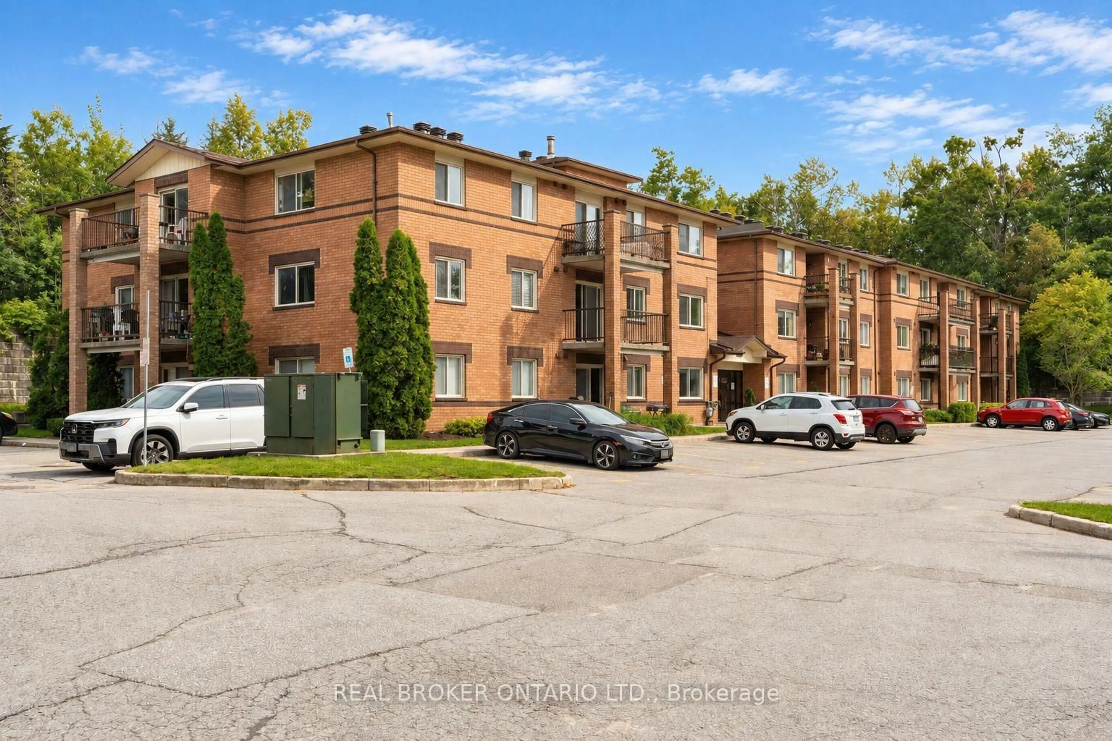 Unknown for 25 Meadow Lane #206, Barrie Ontario L4N 7K2