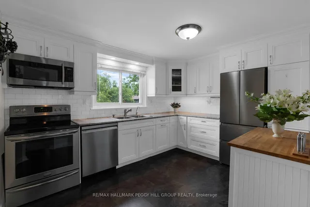233 Innisfil St #4, Barrie 2