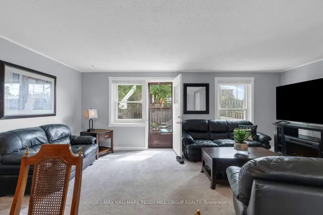 233 Innisfil St #4, Barrie 5