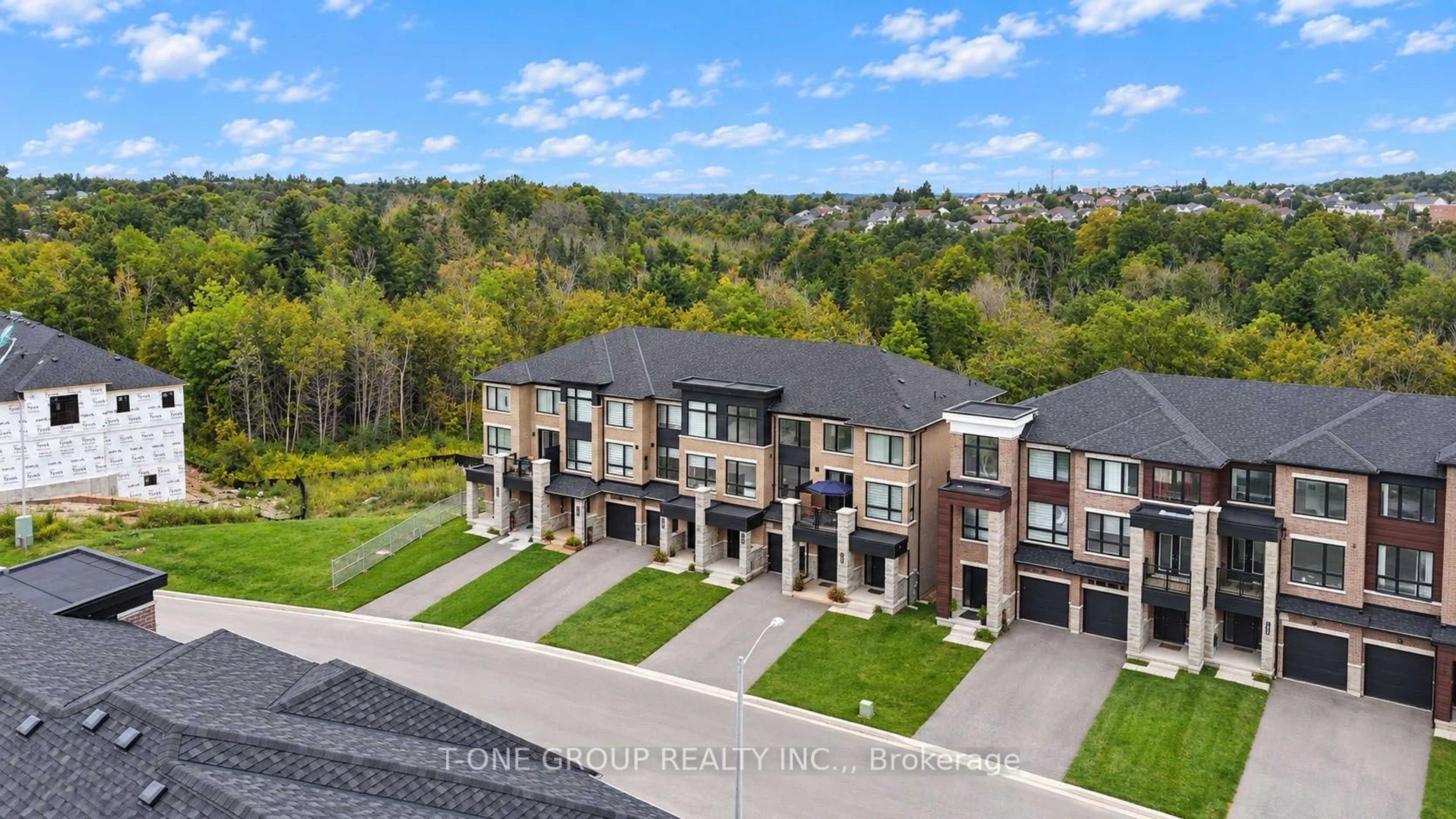 A pic from outside/outdoor area/front of a property/back of a property/a pic from drone, mountain view for 148 Blue Forest Cres, Barrie Ontario L9J 0N5