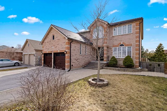 59 Carley Cres, Barrie 3
