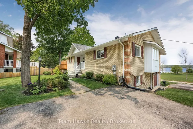 26 Jury Dr, Penetanguishene 2