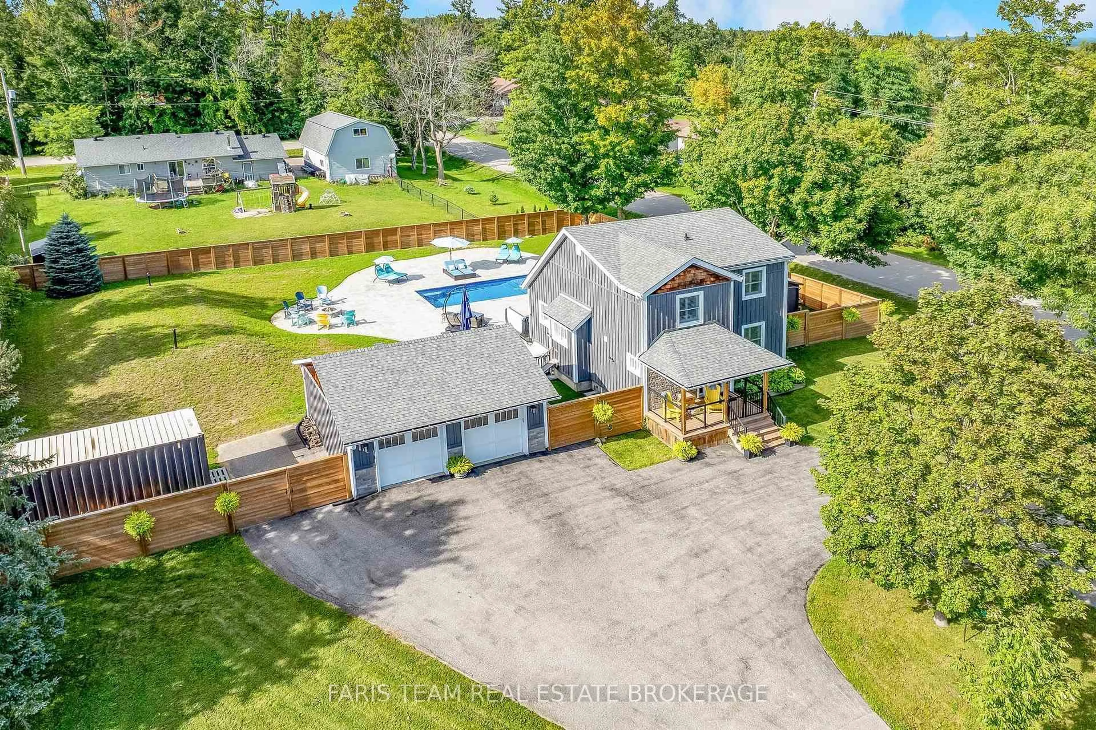A pic from outside/outdoor area/front of a property/back of a property/a pic from drone, water/lake/river/ocean view for 2 Agnes St, Oro-Medonte Ontario L0K 1N0