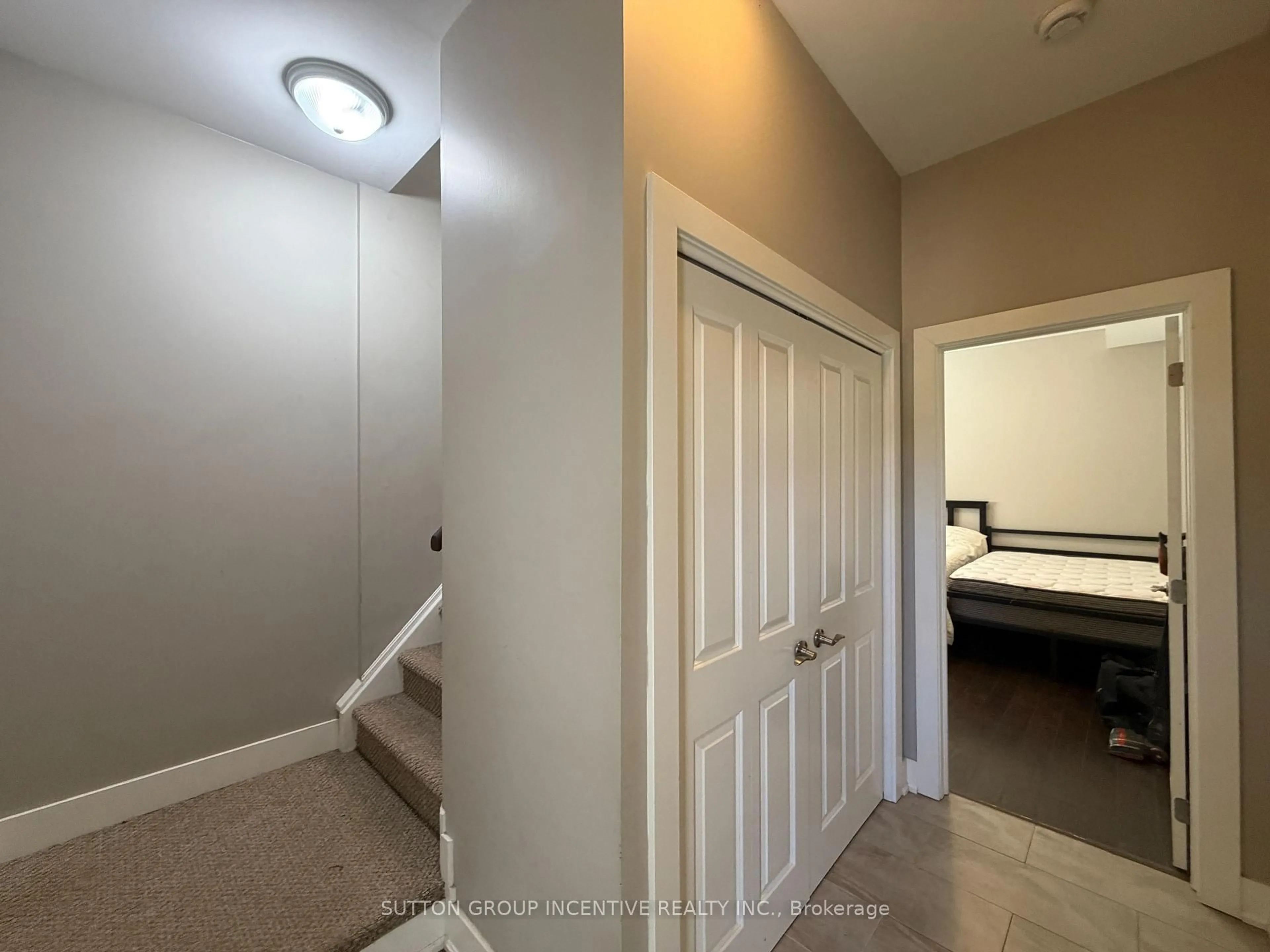 Unknown for 3929 WOOD Ave, Severn Ontario L3V 6H3