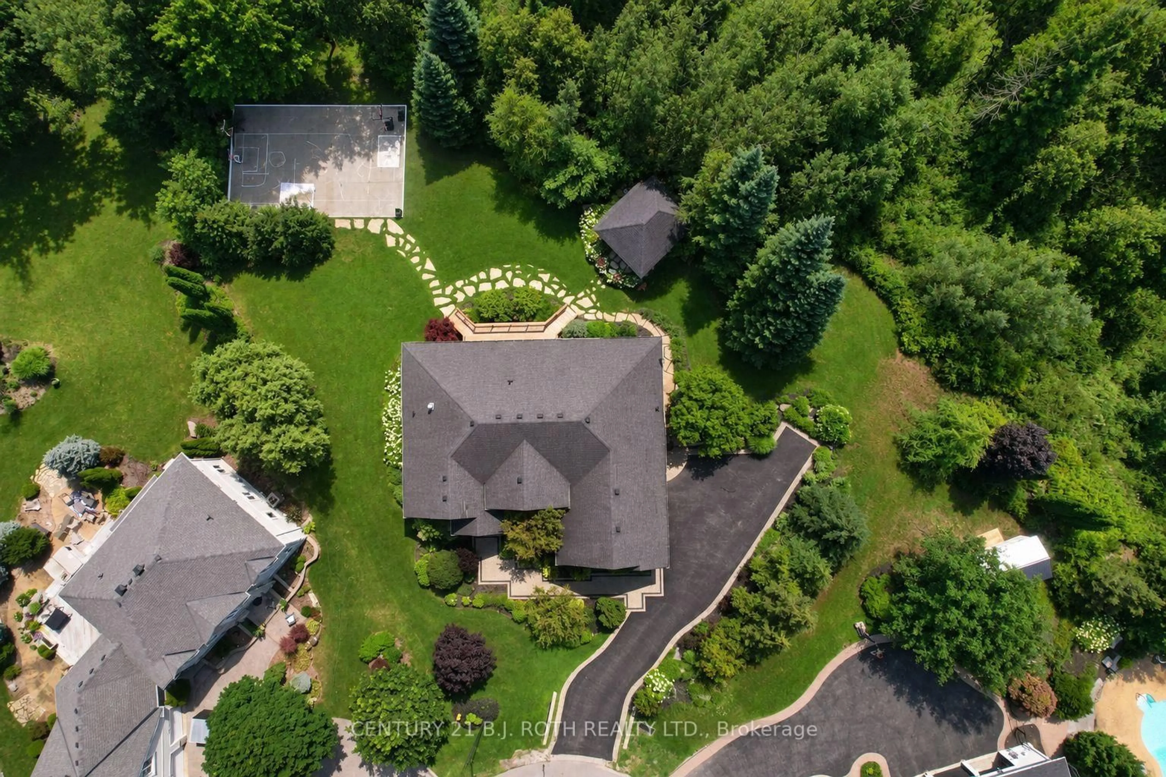 A pic from outside/outdoor area/front of a property/back of a property/a pic from drone, street for 42 Lilac Lane, Springwater Ontario L0L 1X0