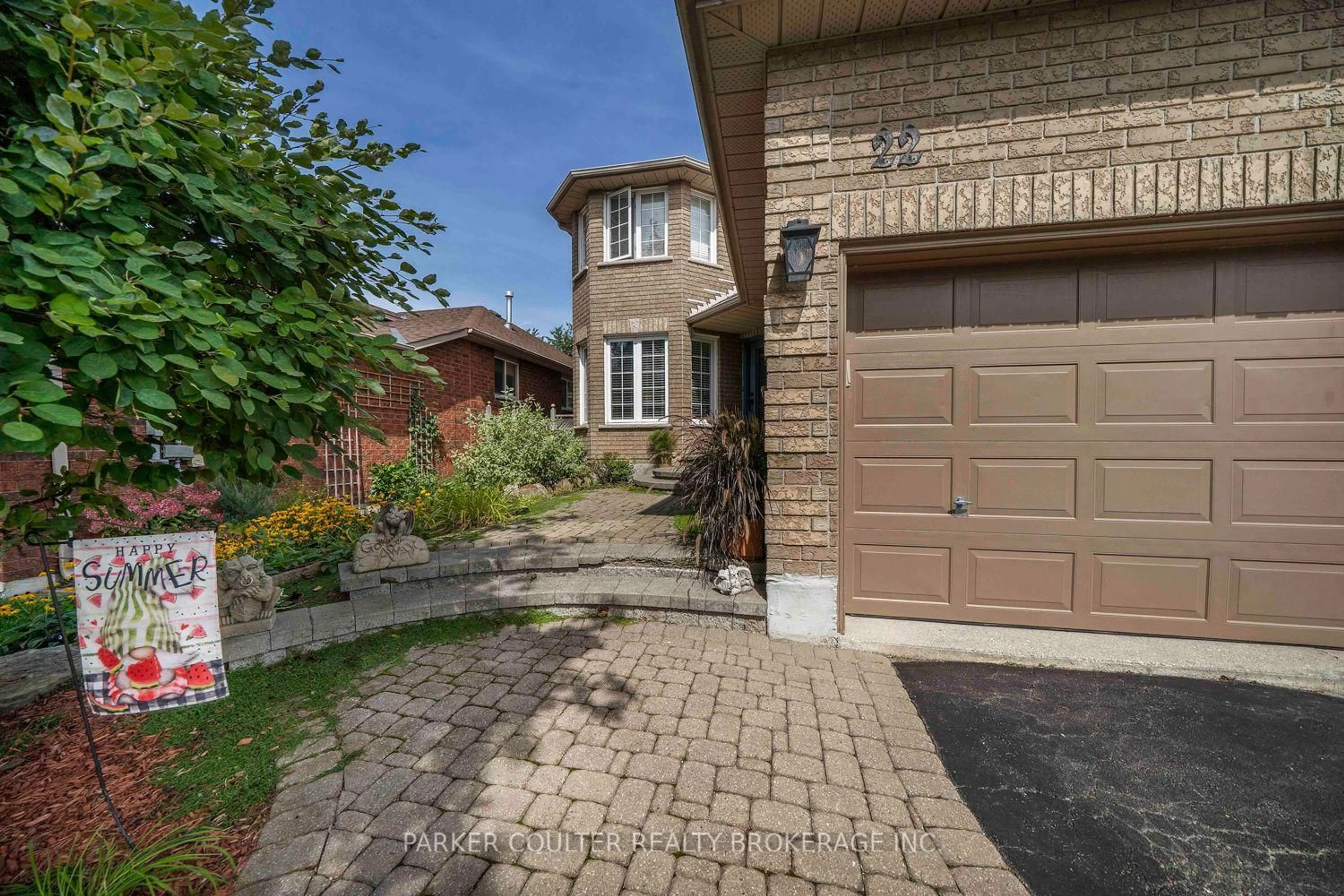 Home with brick exterior material, street for 22 Taylor Dr, Barrie Ontario L4N 8K6