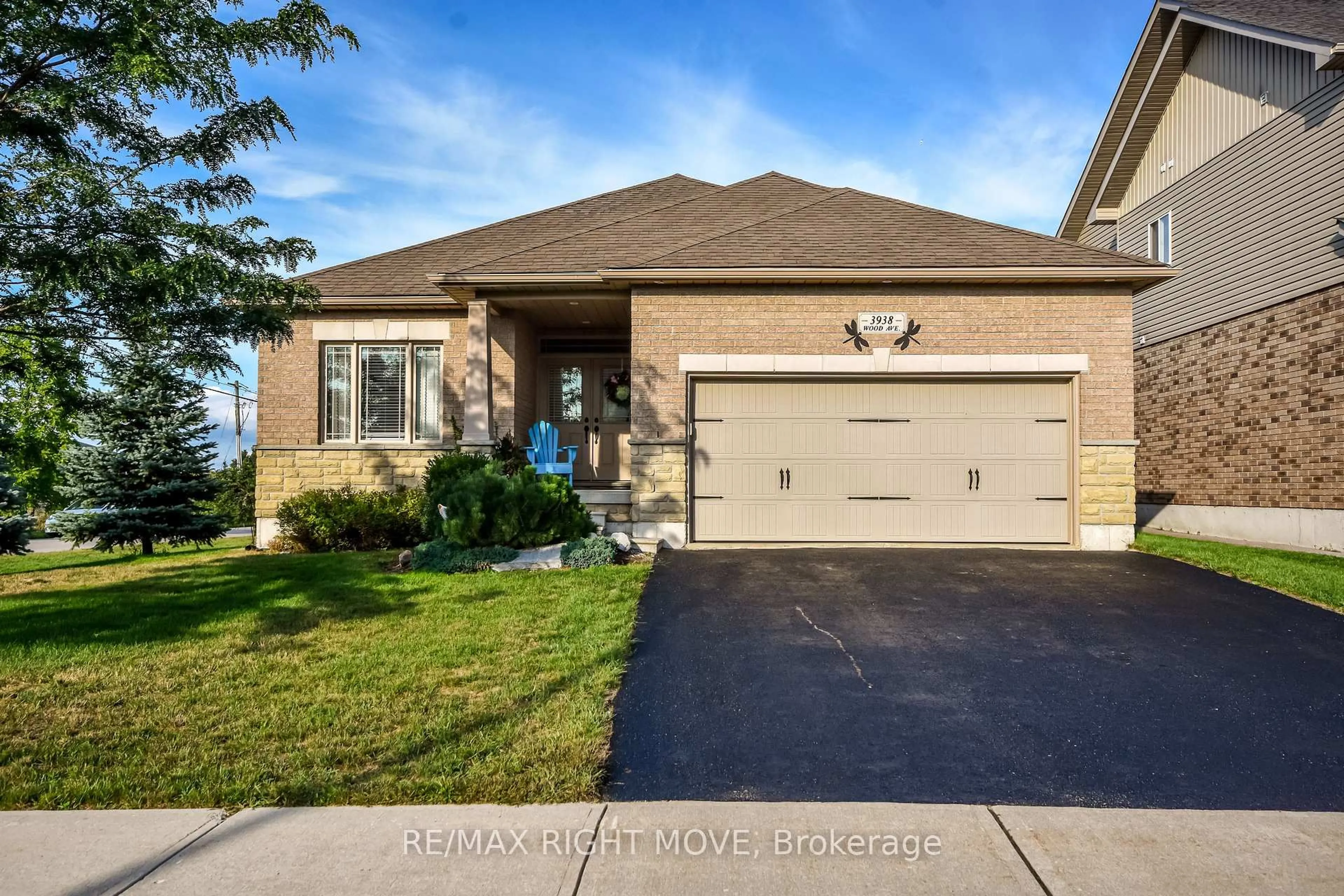 Home with brick exterior material, street for 3938 Wood Ave, Severn Ontario L3V 0Y9