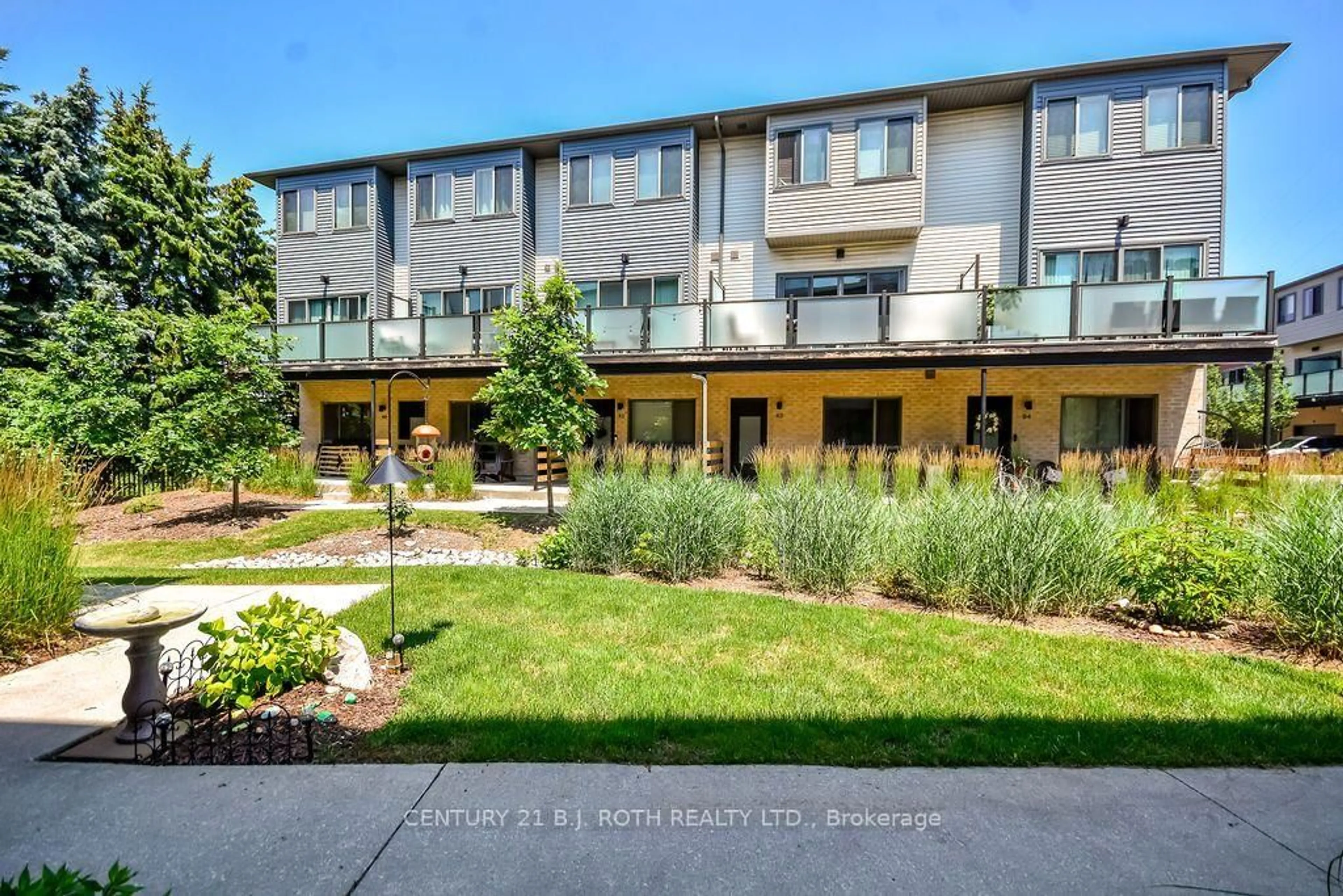 Patio, unknown for 369 Essa Rd #86, Barrie Ontario L4N 9C8