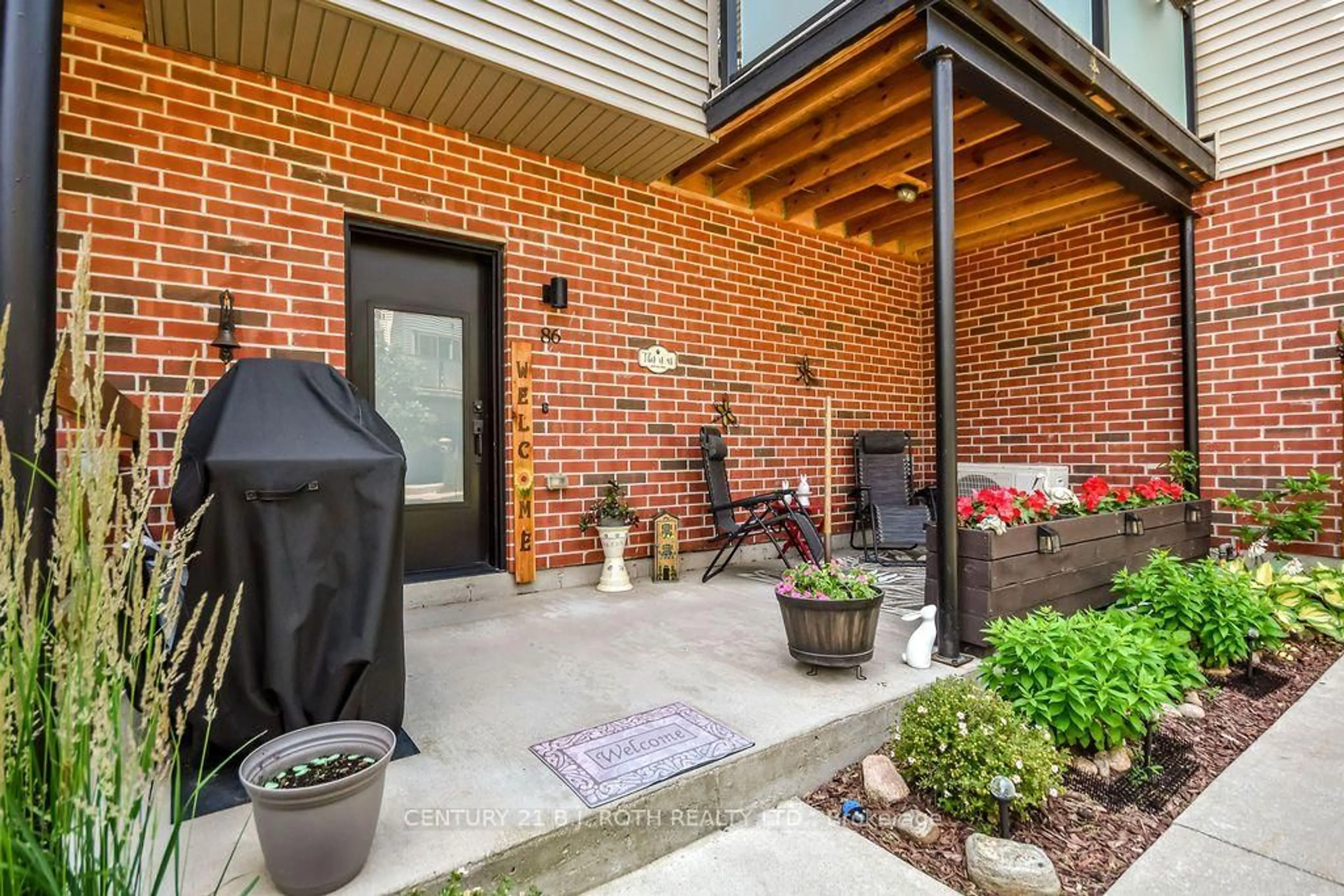 Patio, street for 369 Essa Rd #86, Barrie Ontario L4N 9C8