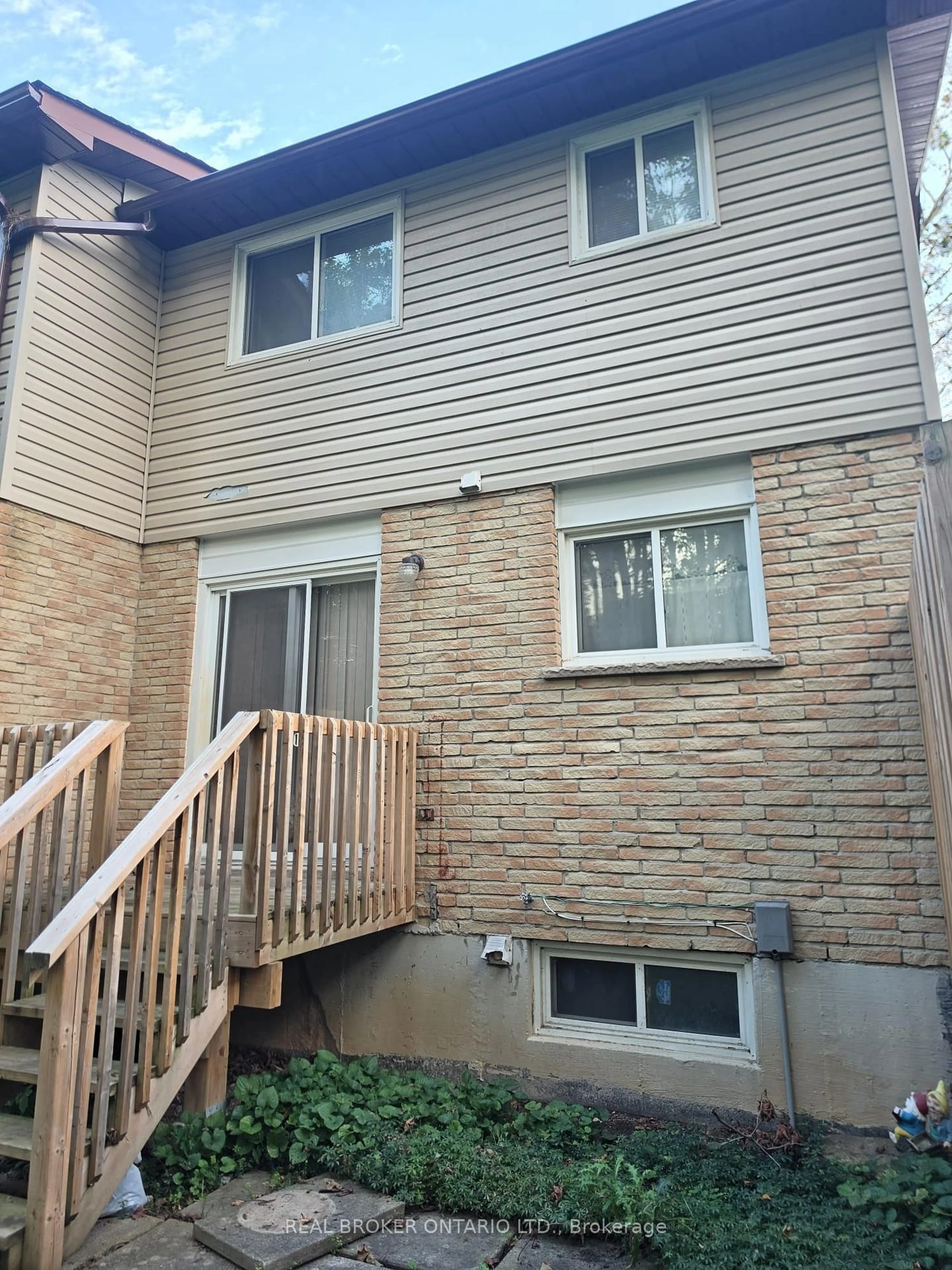 Unknown for 1095 MISSISSAGA St #84, Orillia Ontario L3V 6W7