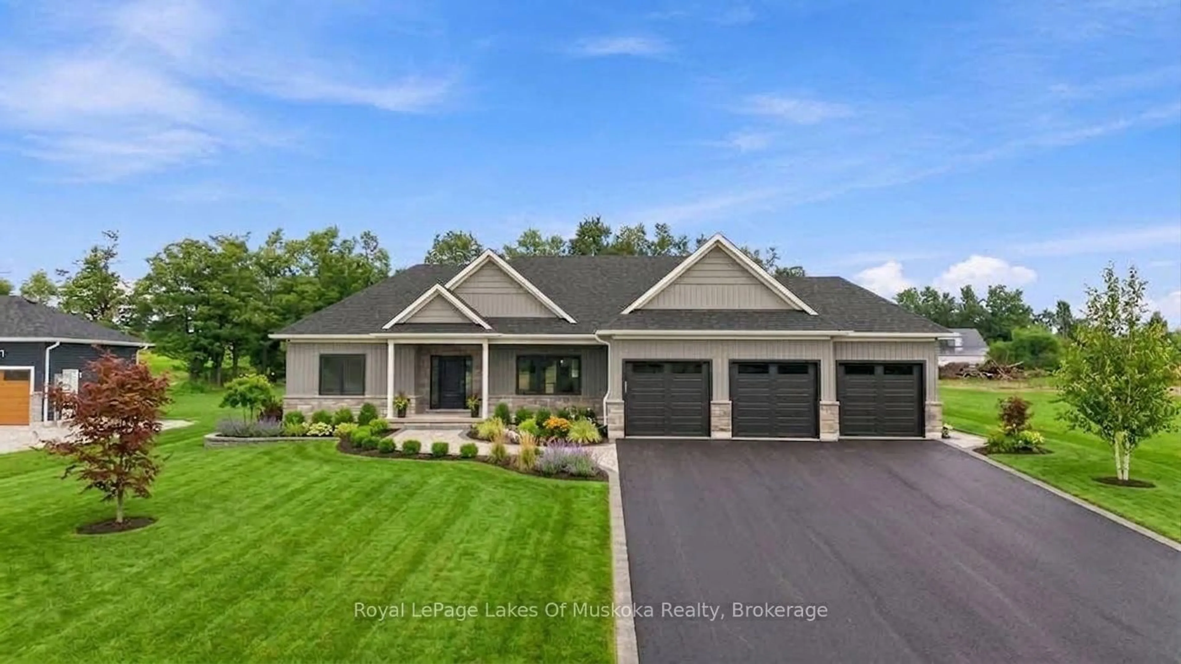 Home with vinyl exterior material, street for 3 Meadow Acres Rd, Oro-Medonte Ontario L0K 2G1