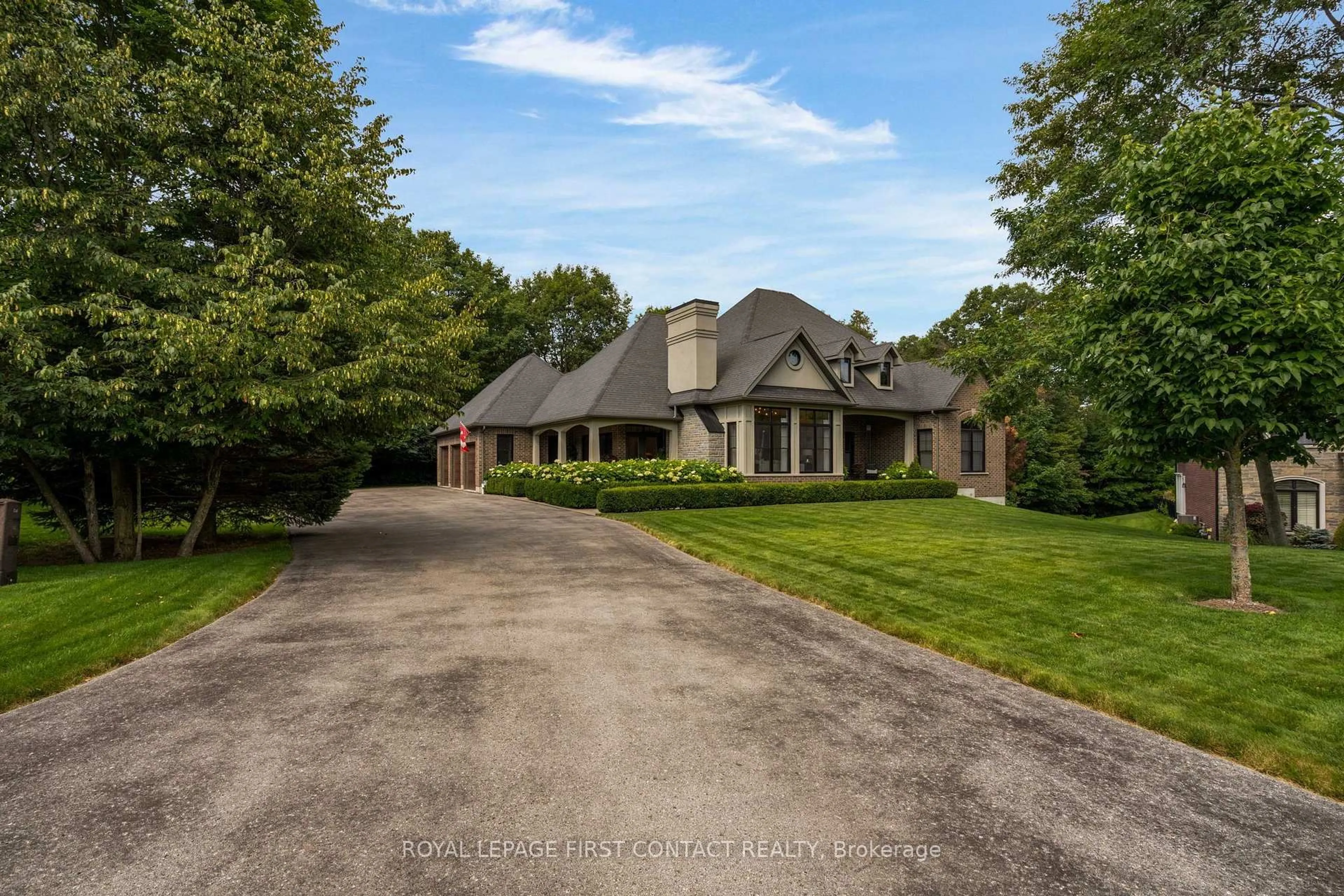 A pic from outside/outdoor area/front of a property/back of a property/a pic from drone, street for 49 Black Creek Tr, Springwater Ontario L9X 0J2
