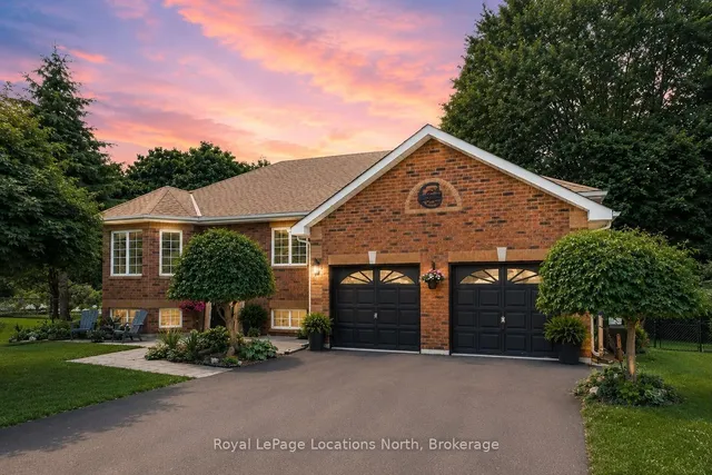7 Coles Crt, Wasaga Beach