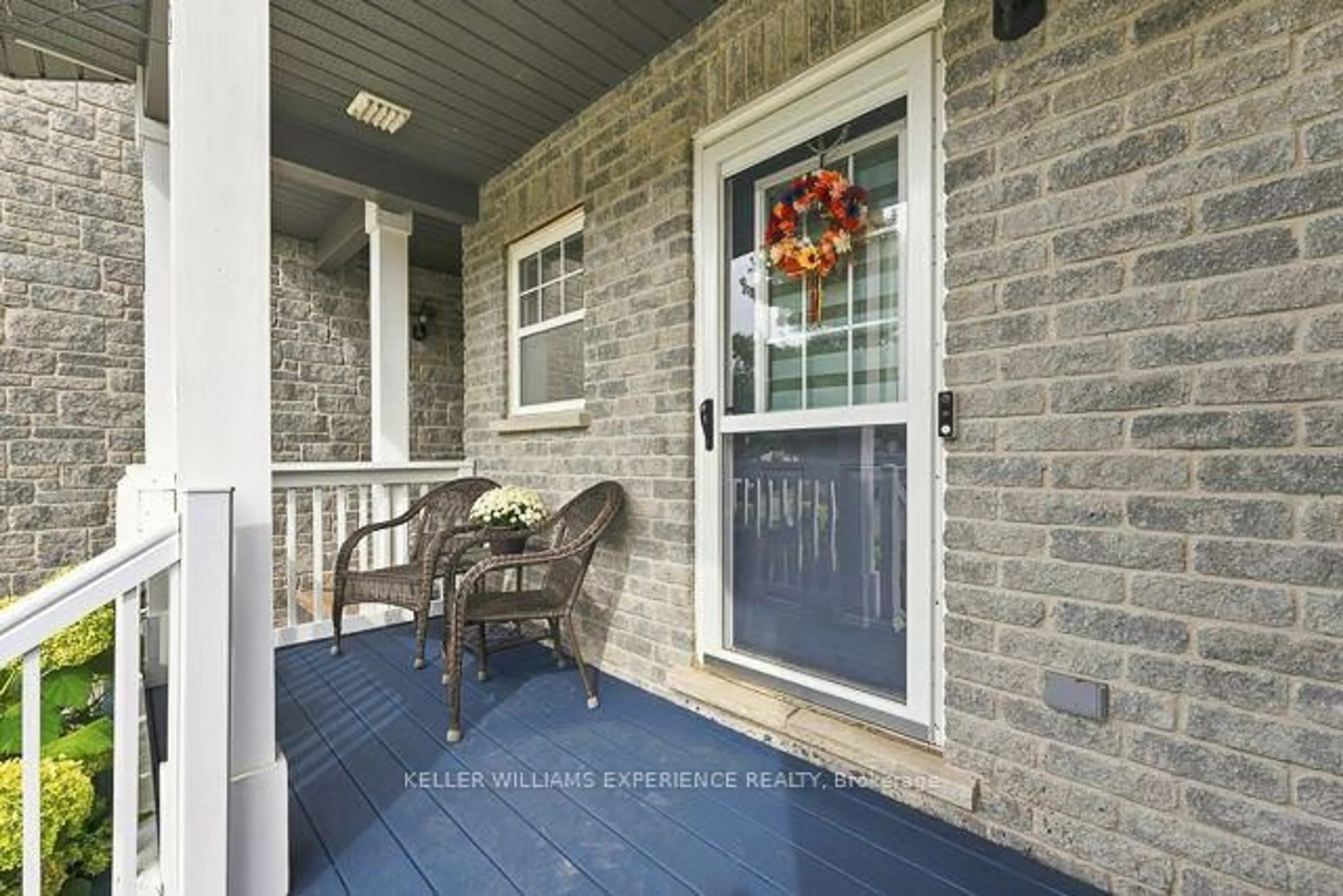 Indoor entryway for 800 West Ridge Blvd #121, Orillia Ontario L3V 0A1