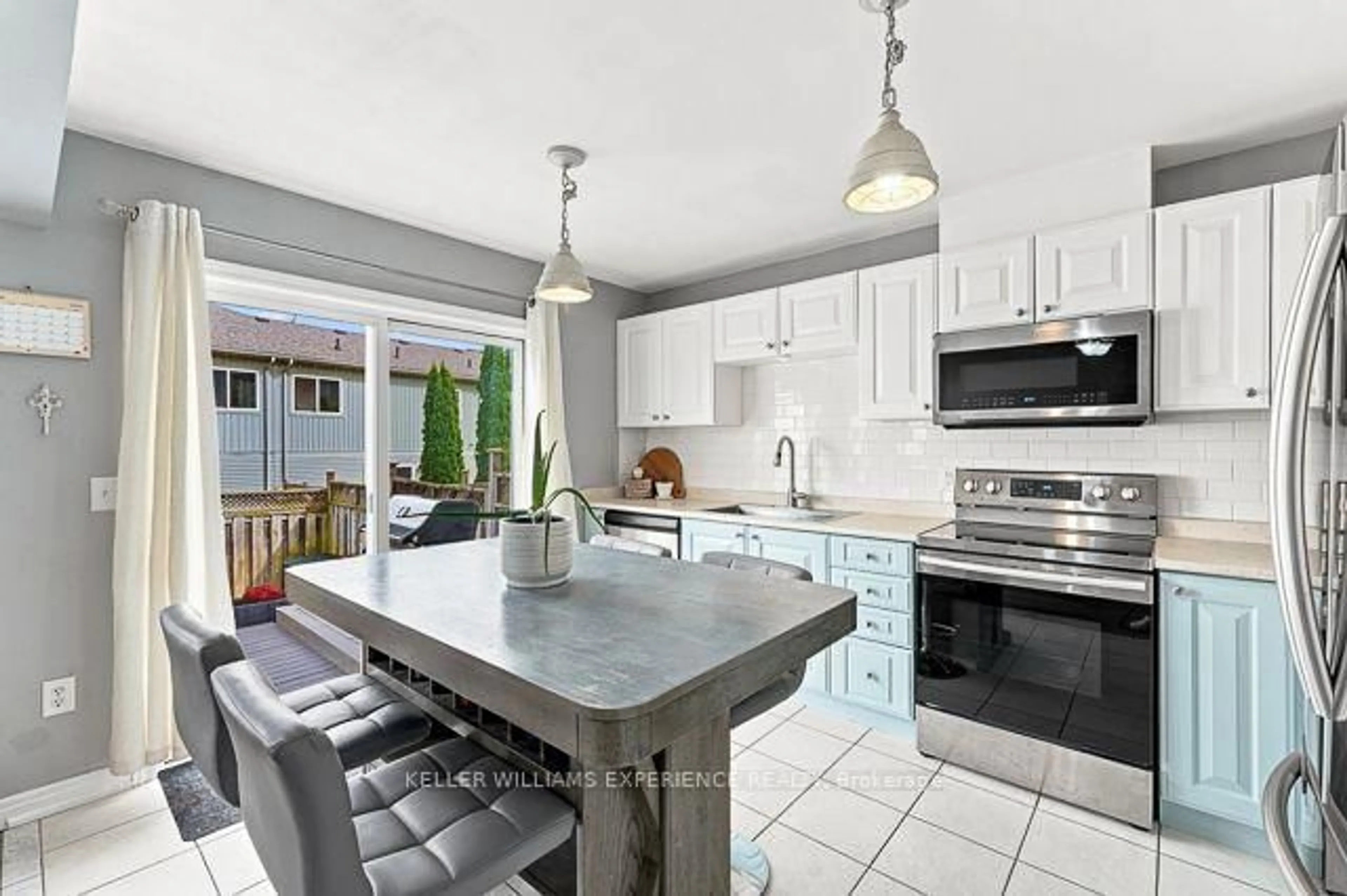 Open concept kitchen, ceramic/tile floor for 800 West Ridge Blvd #121, Orillia Ontario L3V 0A1