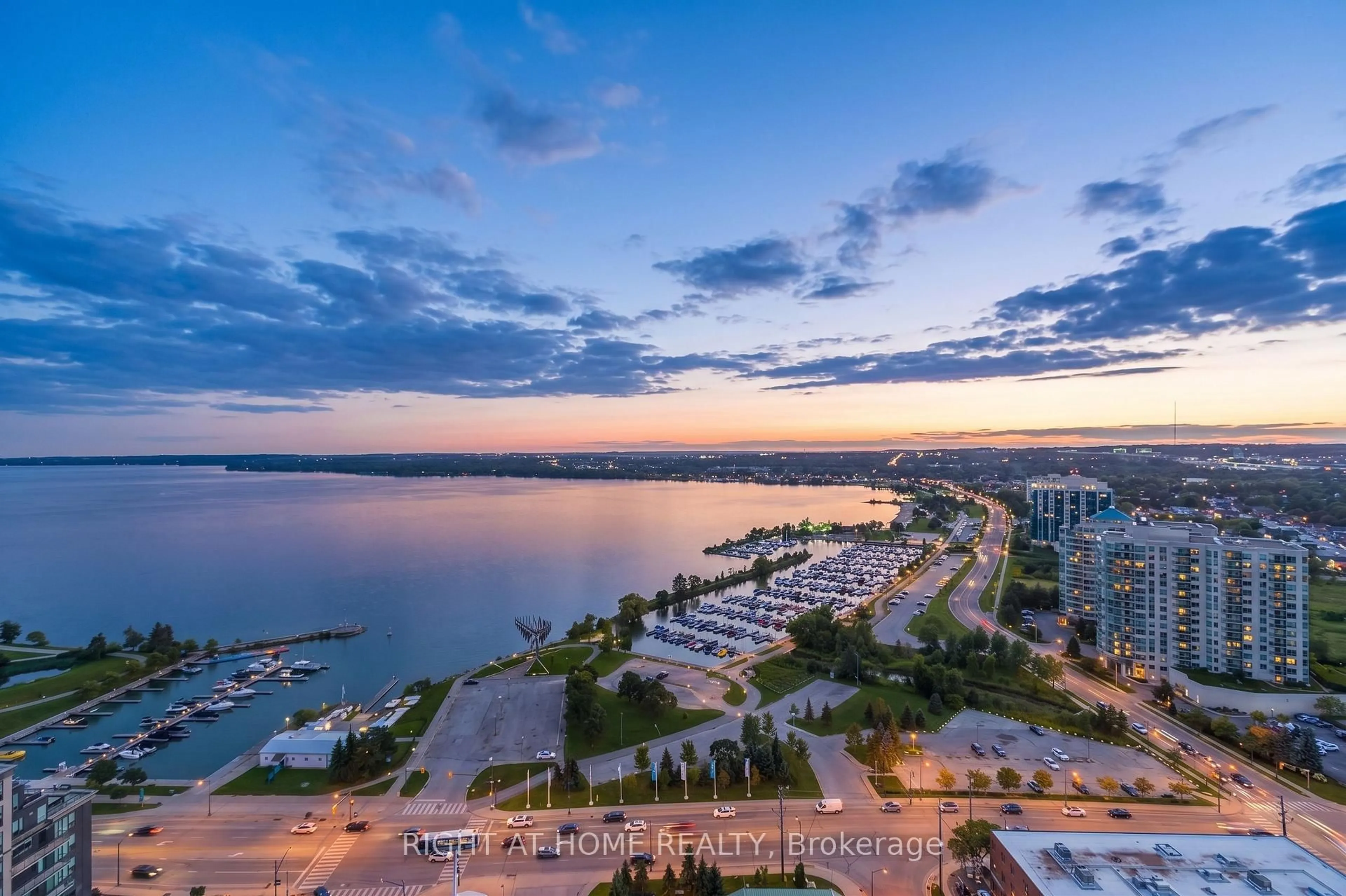 A pic from outside/outdoor area/front of a property/back of a property/a pic from drone, water/lake/river/ocean view for 39 Mary St, Barrie Ontario L4N 1S9