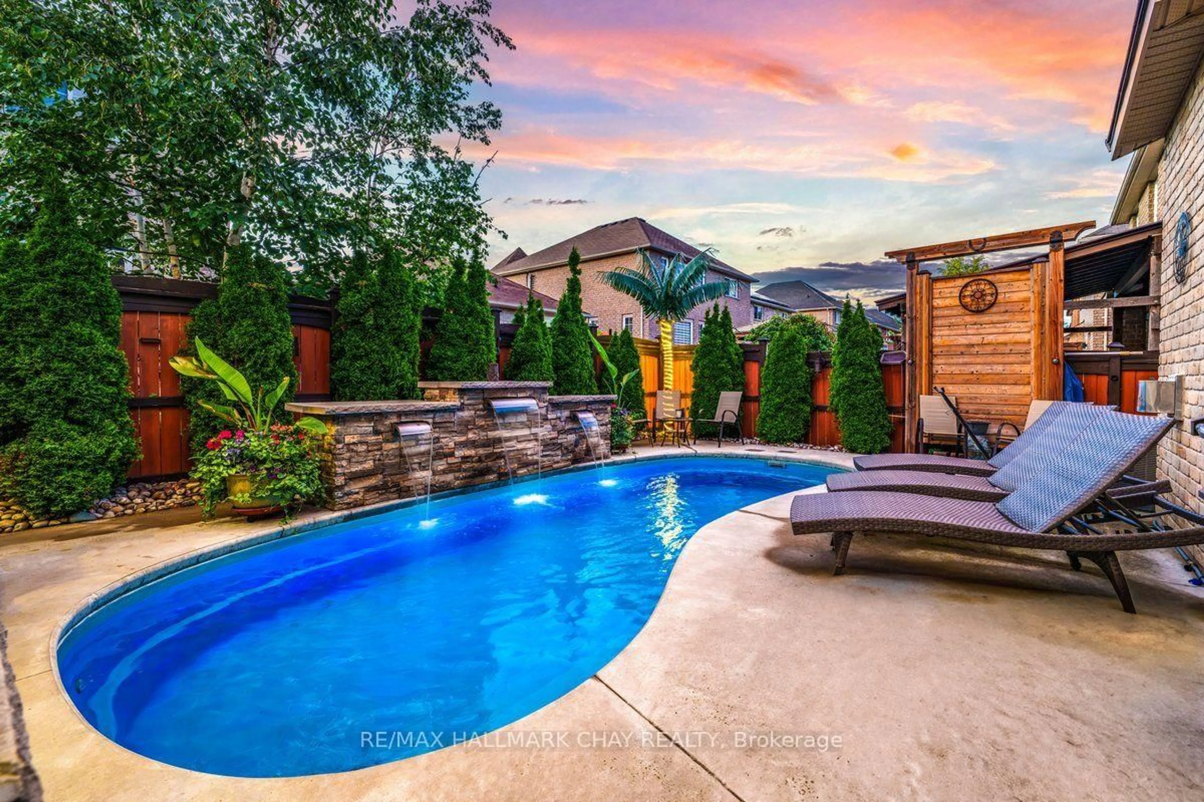 Pool for 12 Parisian Cres, Barrie Ontario L4N 0Y9
