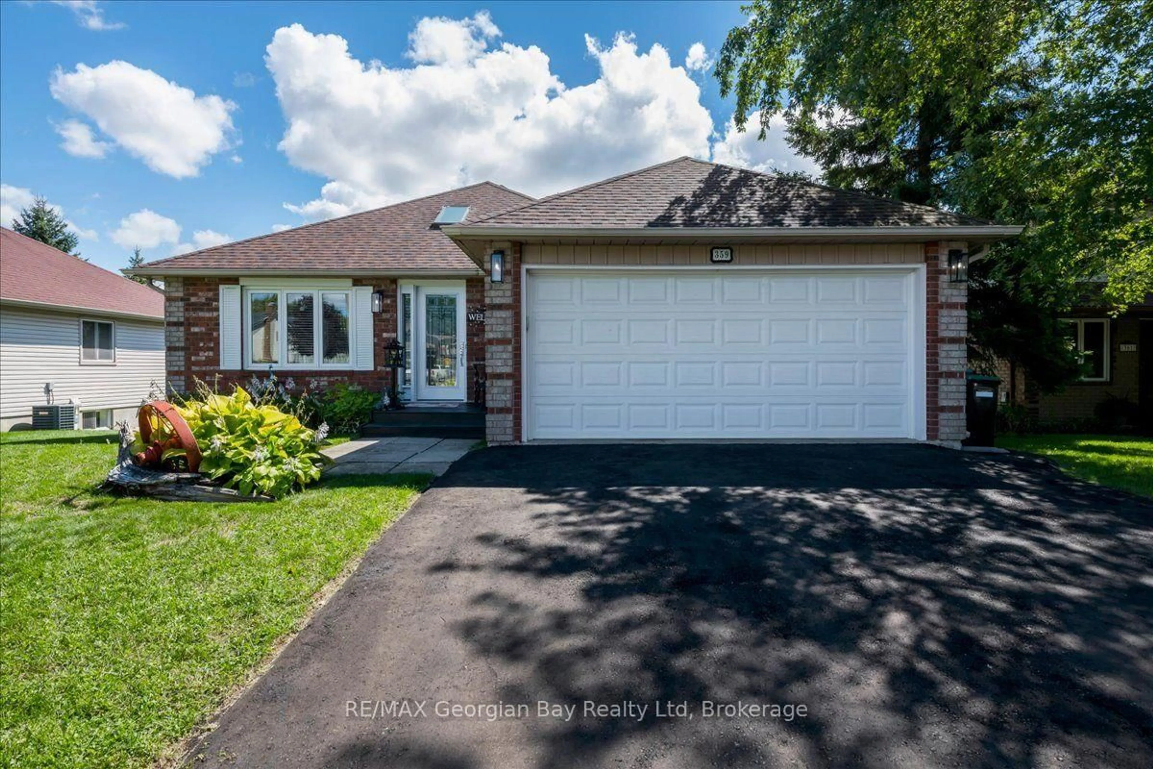 Unknown for 359 Galloway Blvd, Midland Ontario L4R 5B2